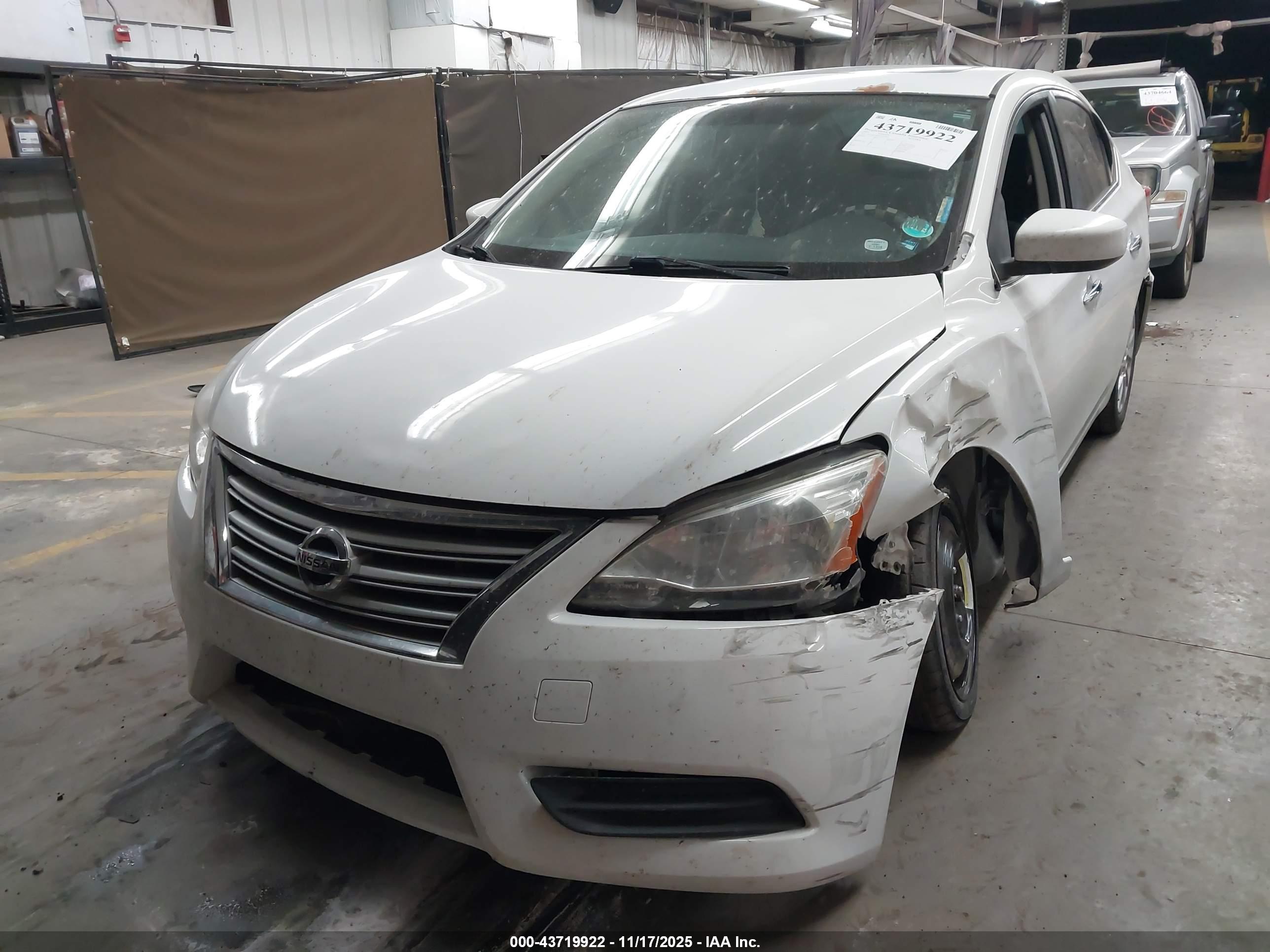 NISSAN SENTRA image 2