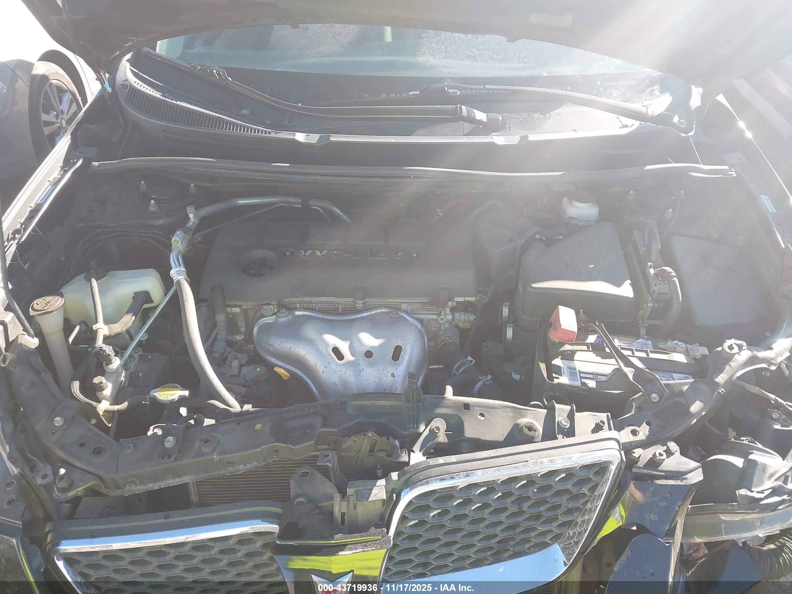 PONTIAC VIBE image 10