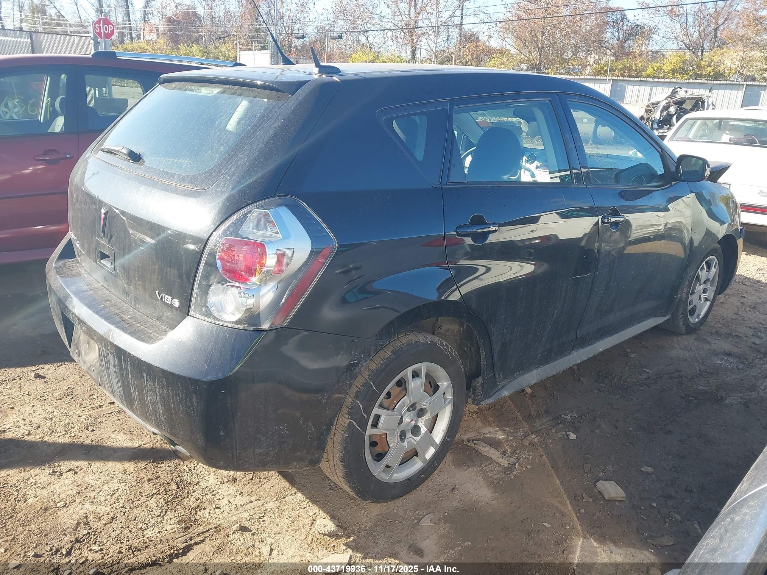 PONTIAC VIBE image 4