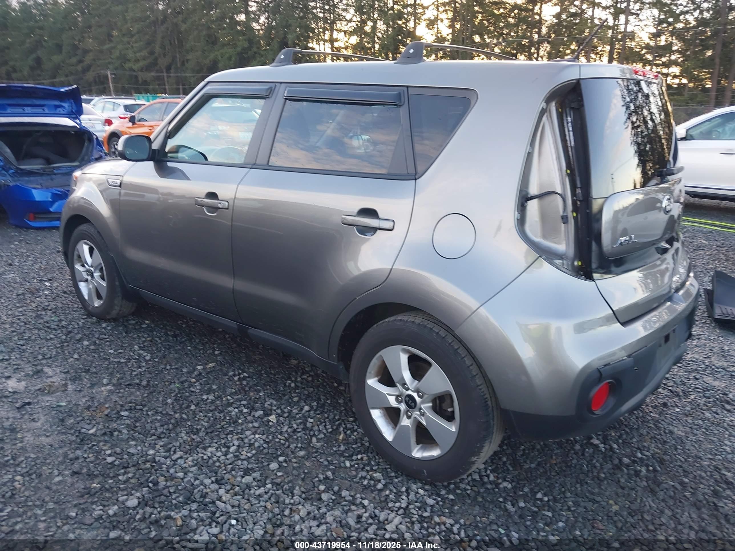 KIA SOUL image 3