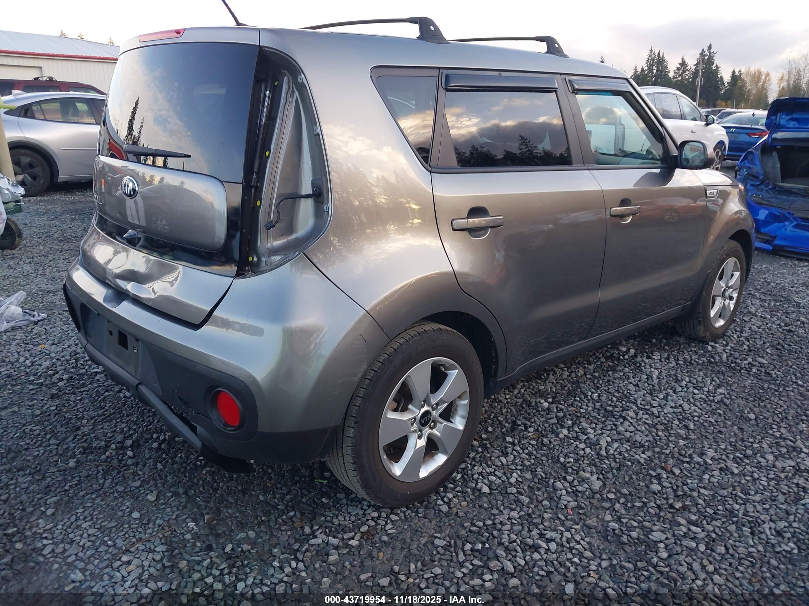 KIA SOUL image 4