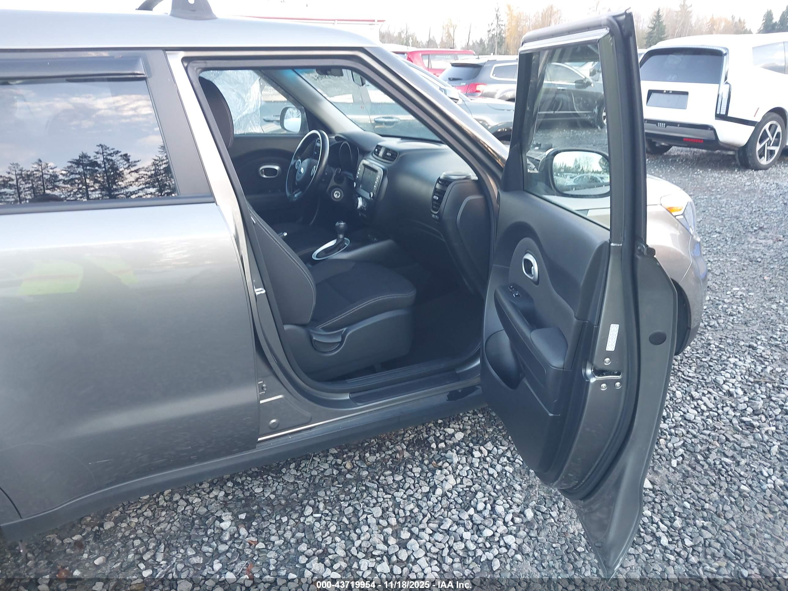 KIA SOUL image 5