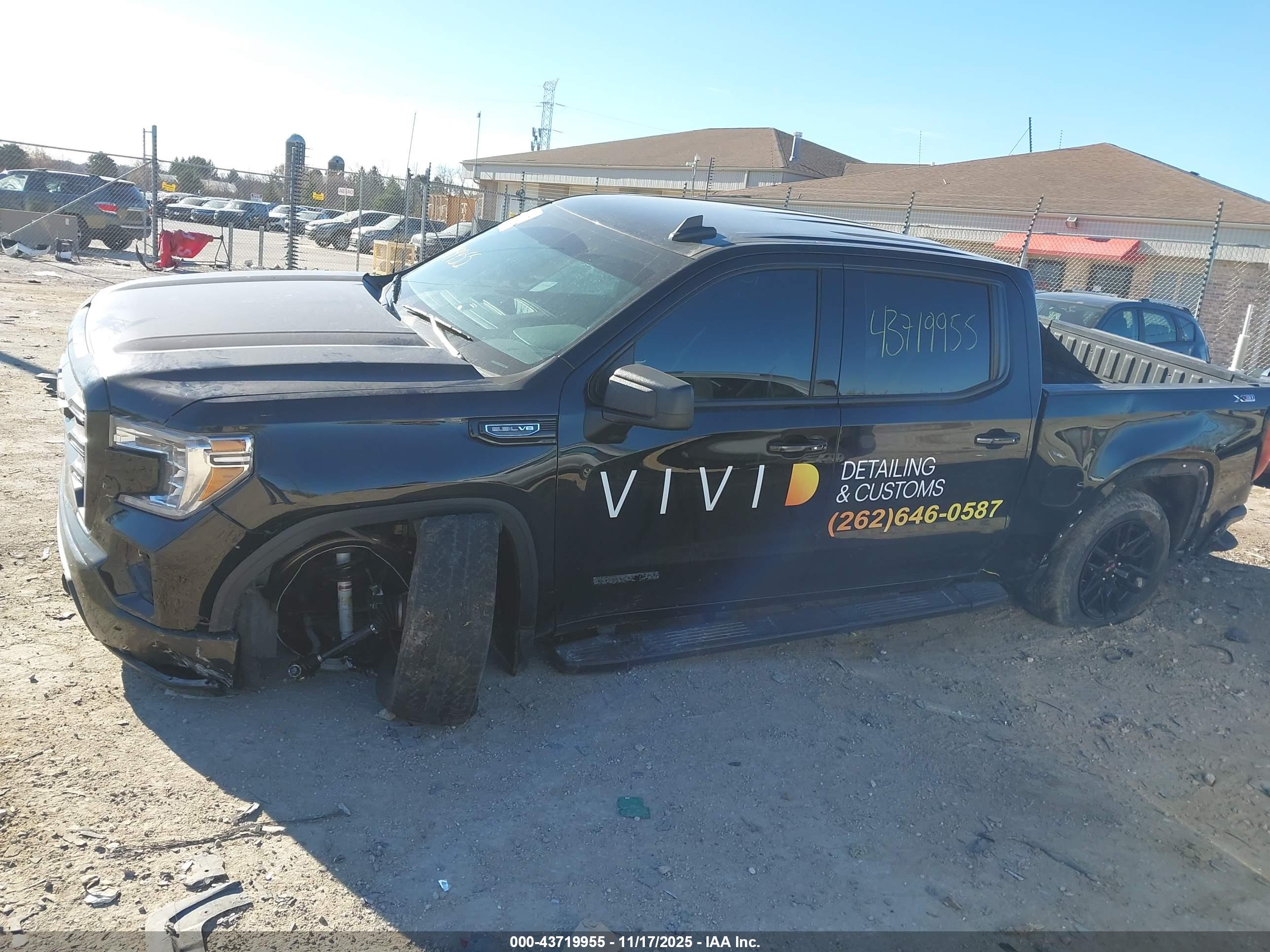 GMC SIERRA image 6
