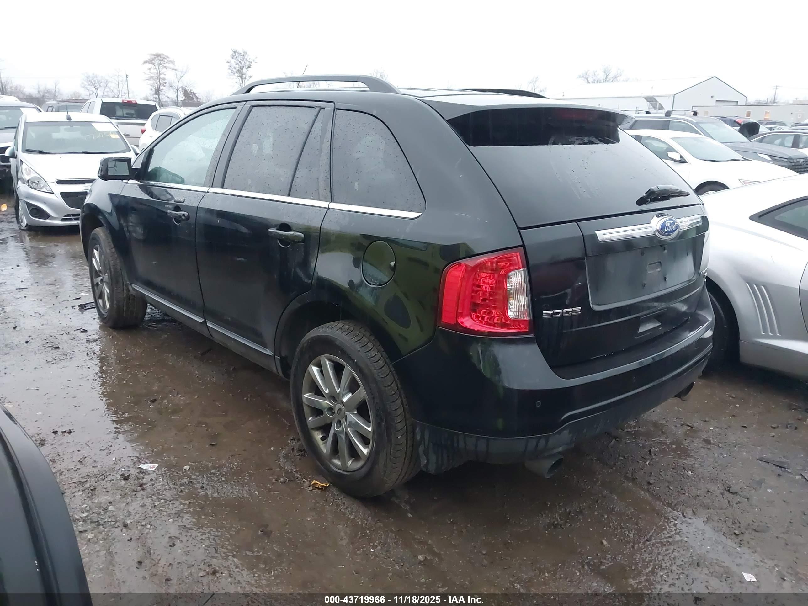 FORD EDGE image 3