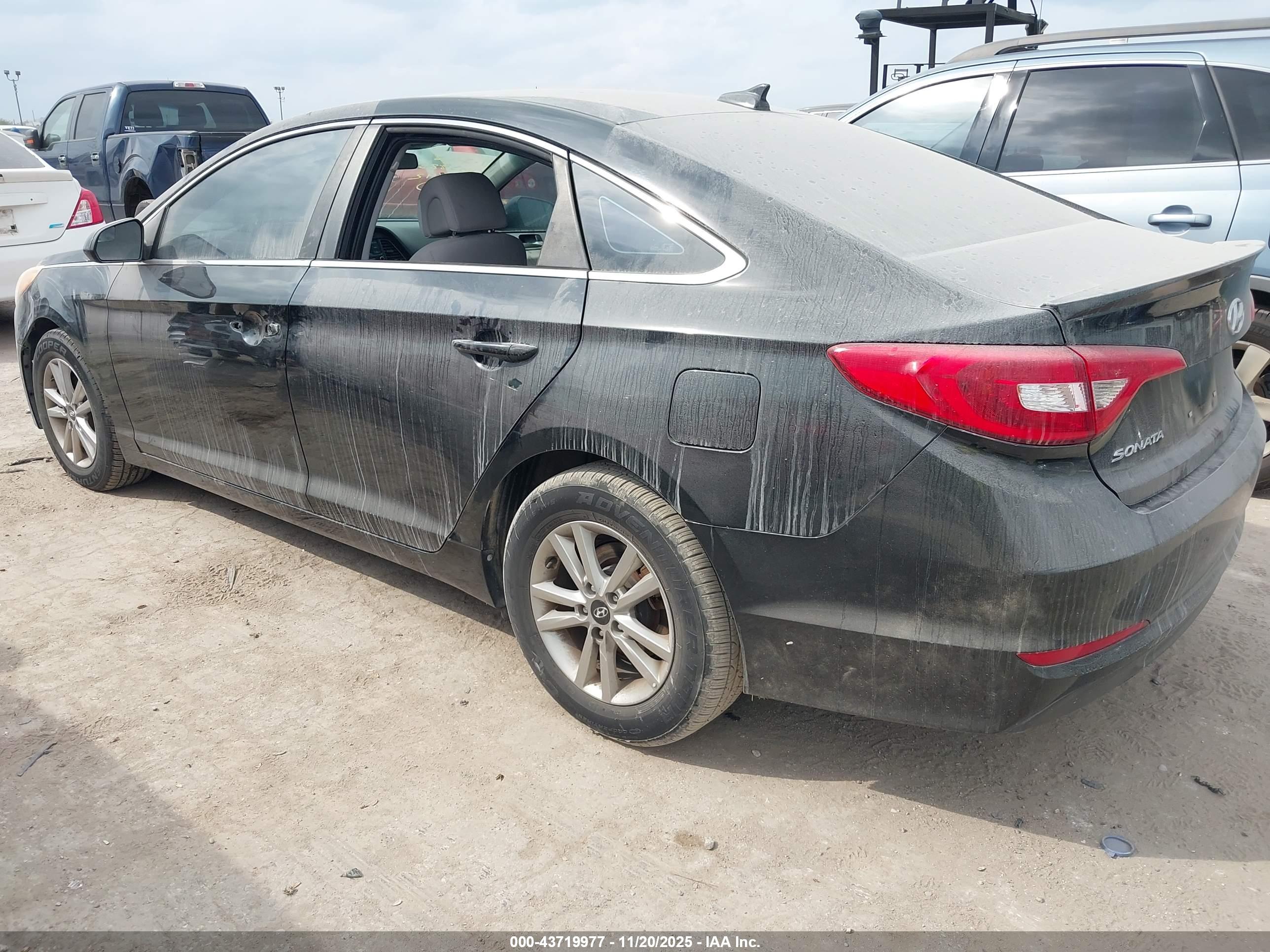HYUNDAI SONATA image 3