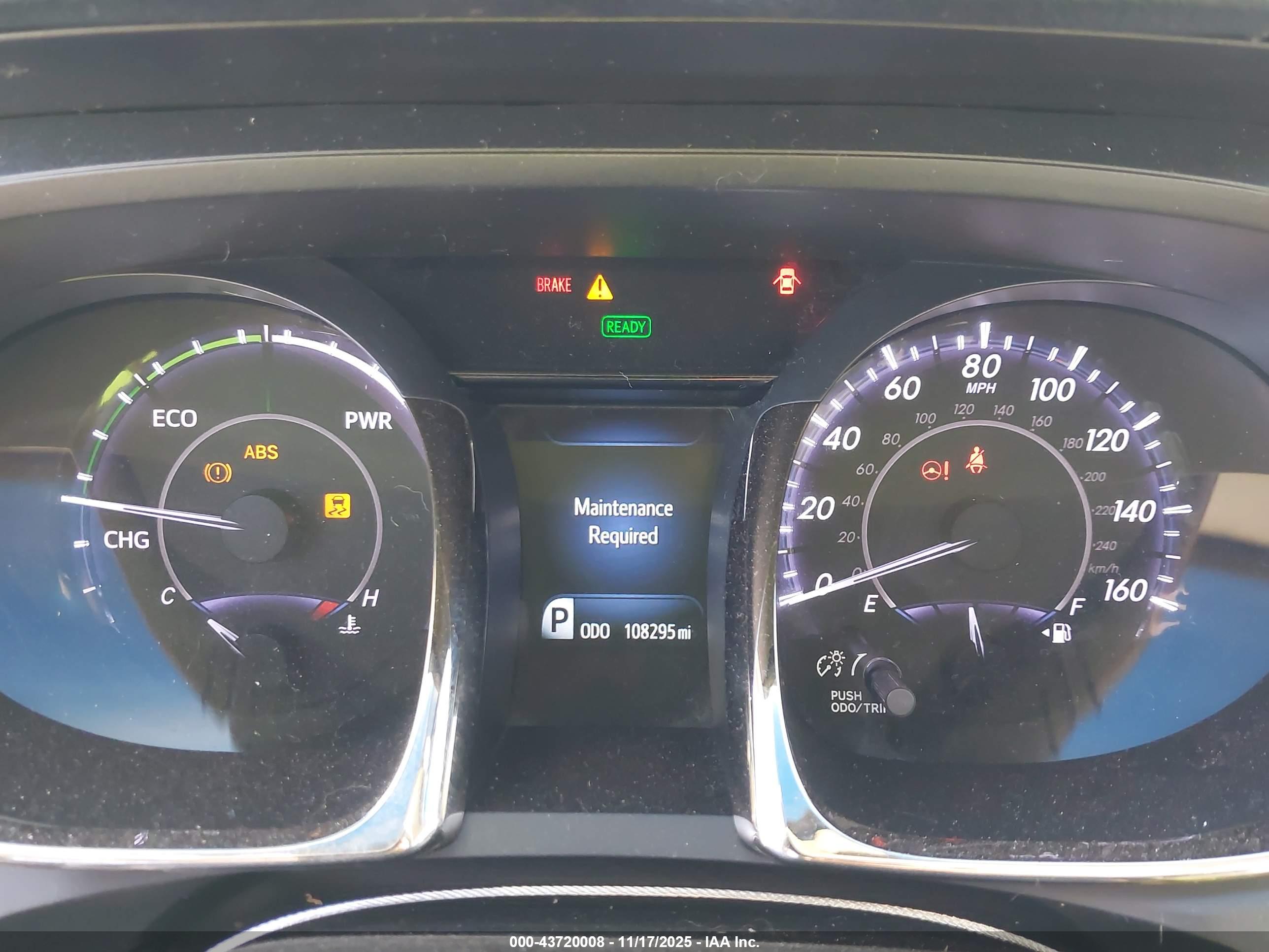 TOYOTA AVALON image 7