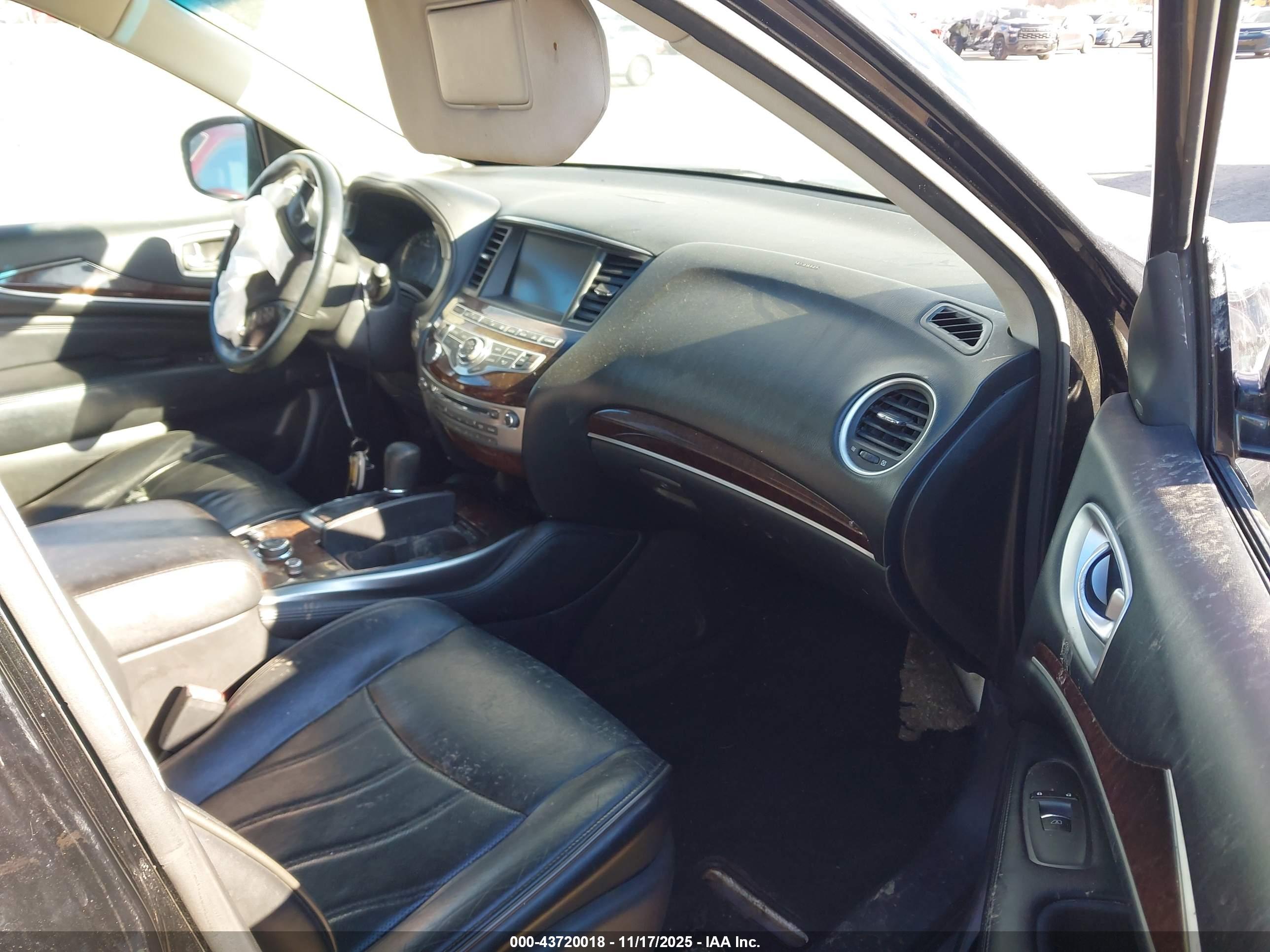 INFINITI JX35 image 5