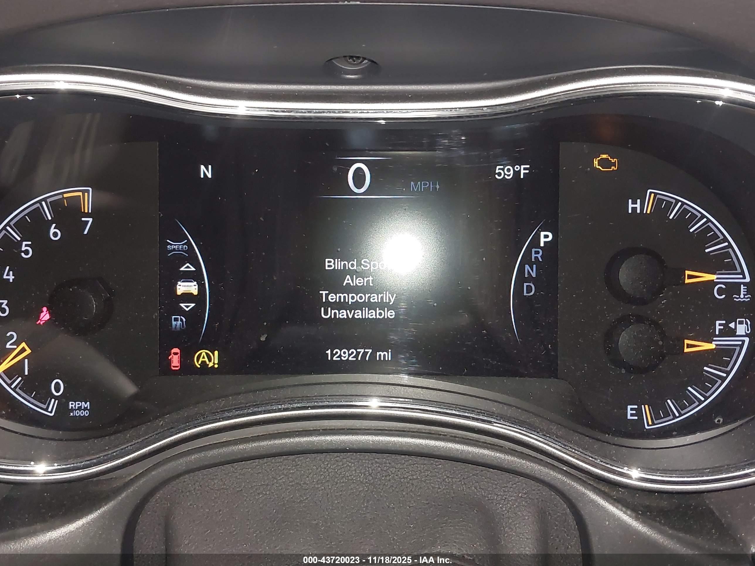 JEEP GRAND image 7