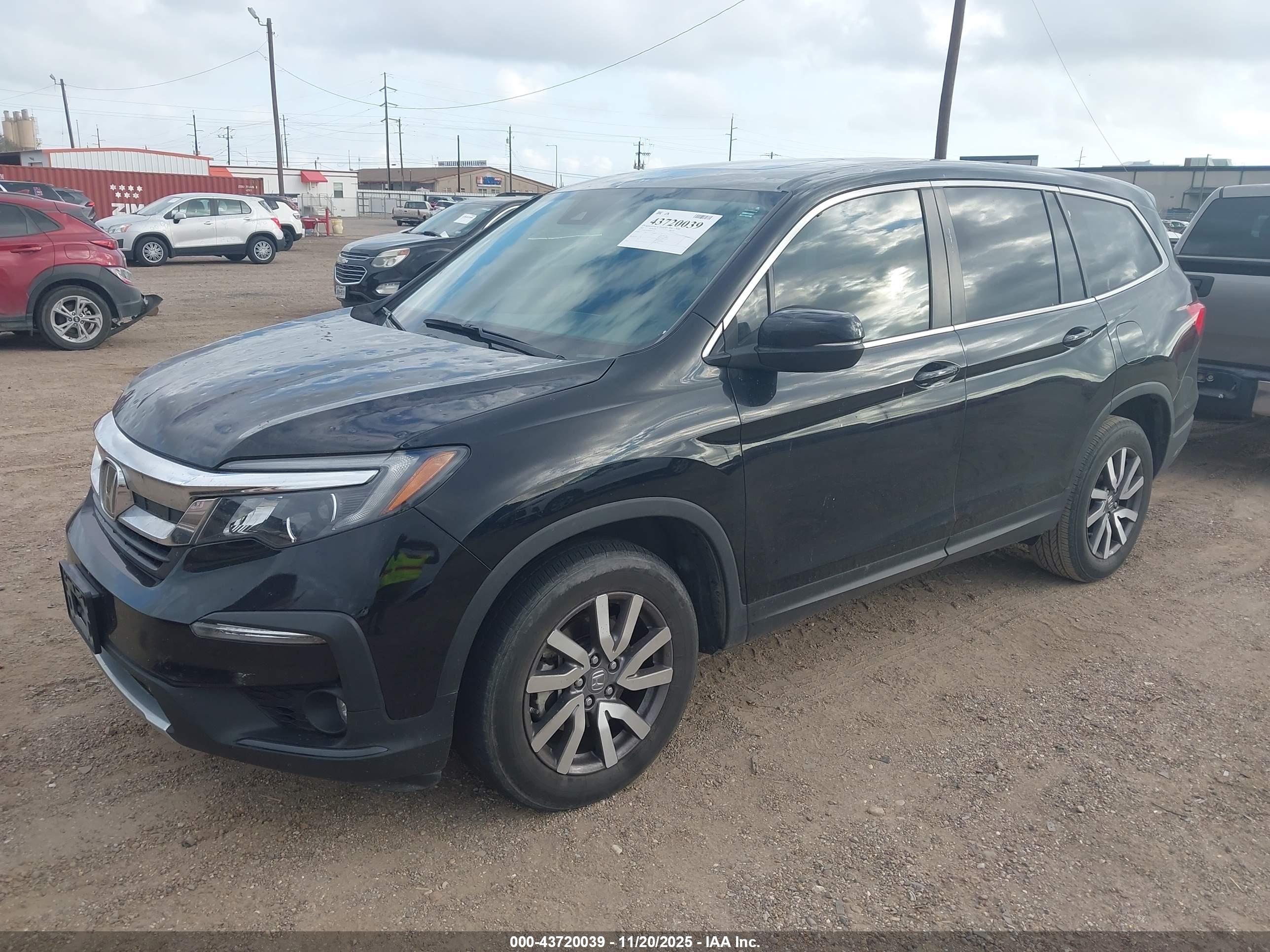 HONDA PILOT image 2