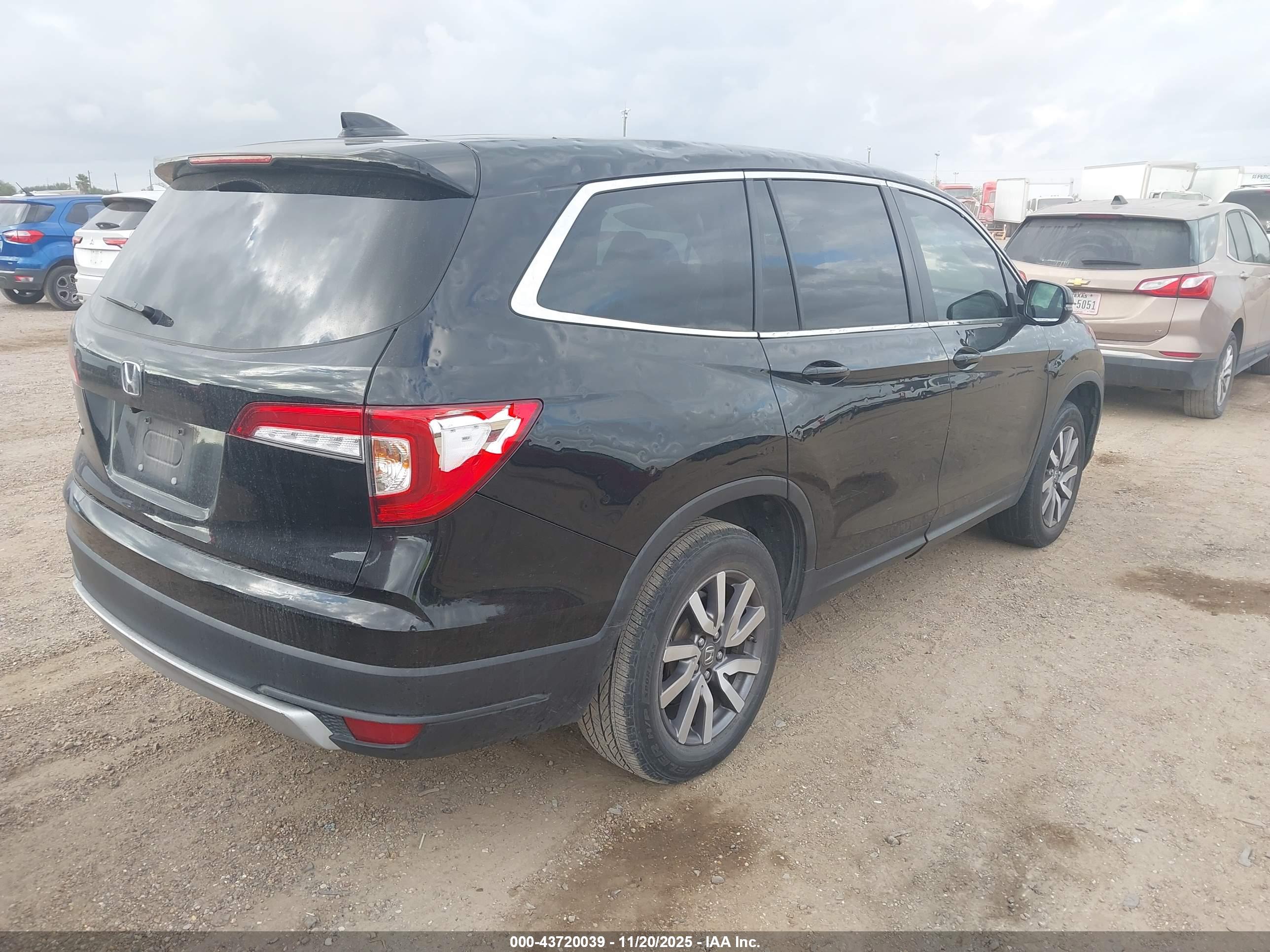 HONDA PILOT image 4