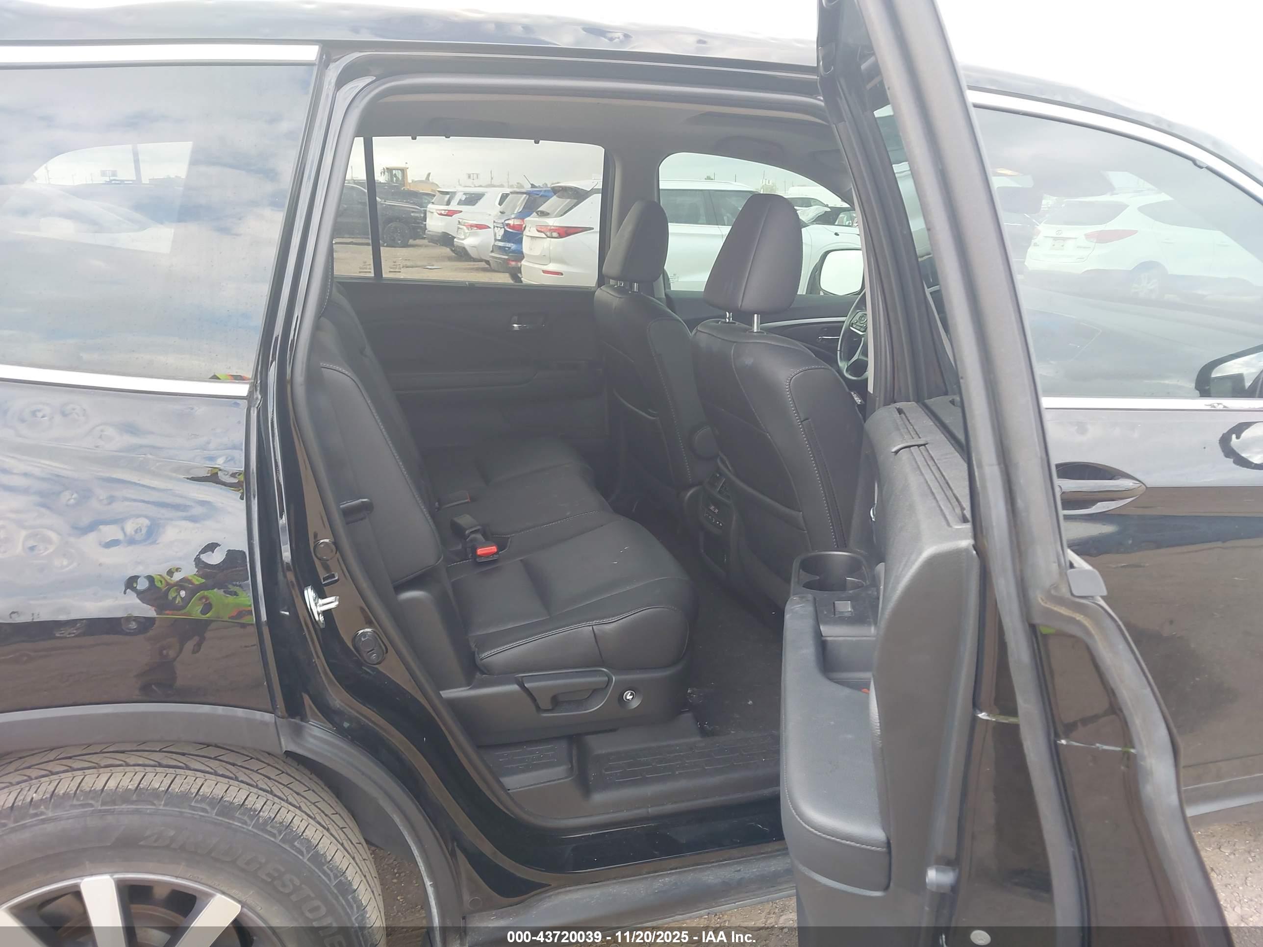 HONDA PILOT image 8
