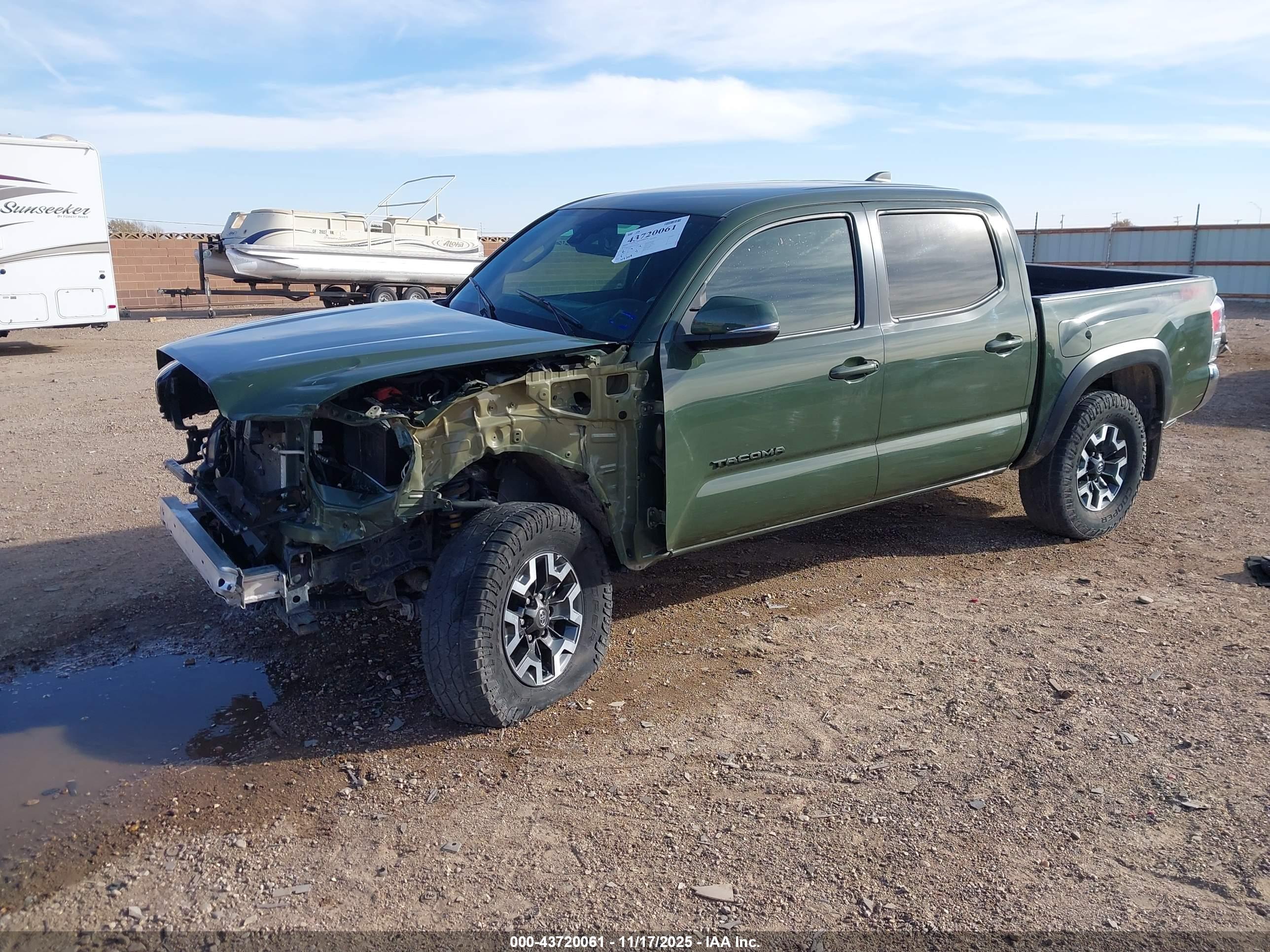 TOYOTA TACOMA image 2