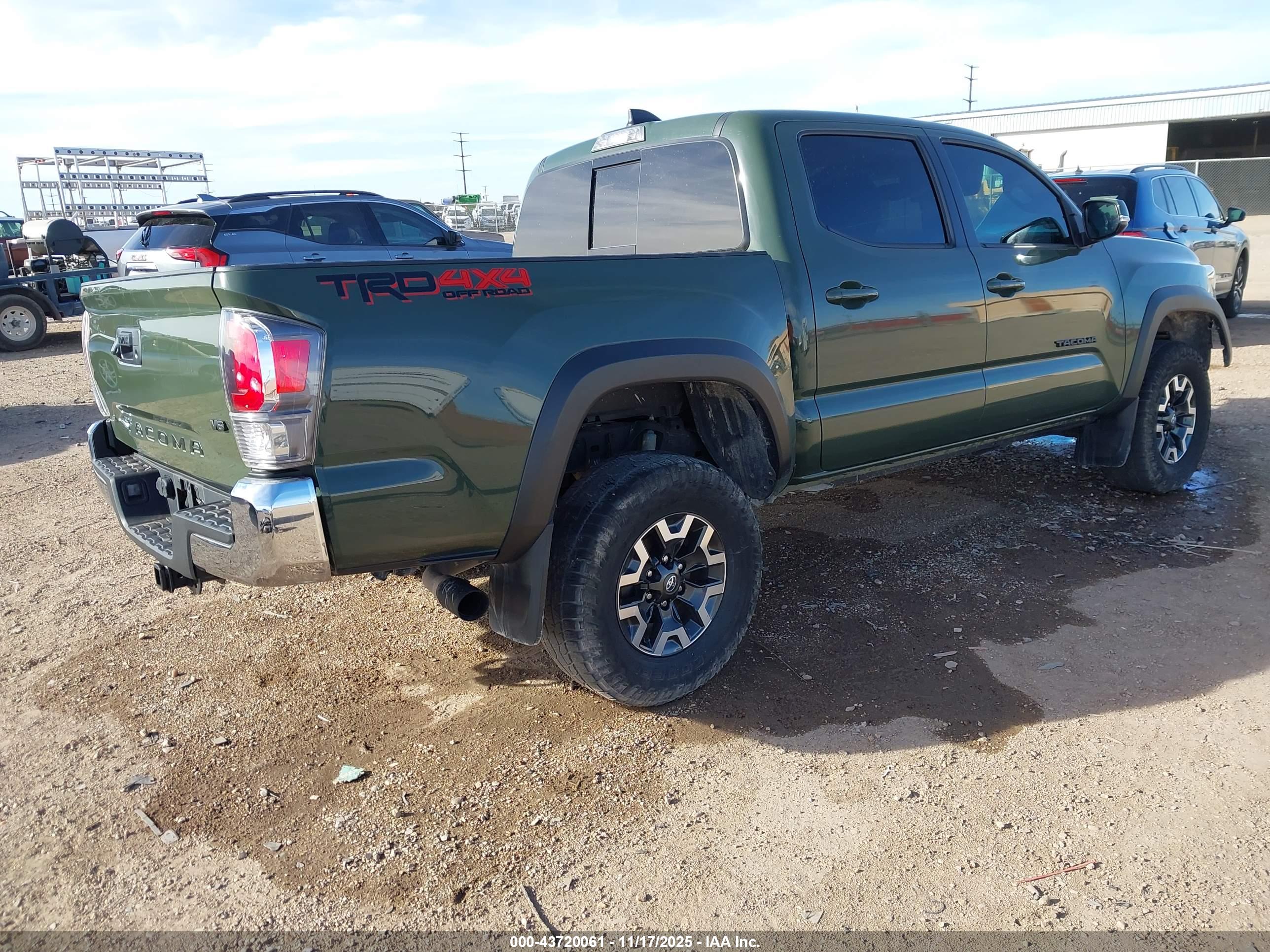 TOYOTA TACOMA image 4