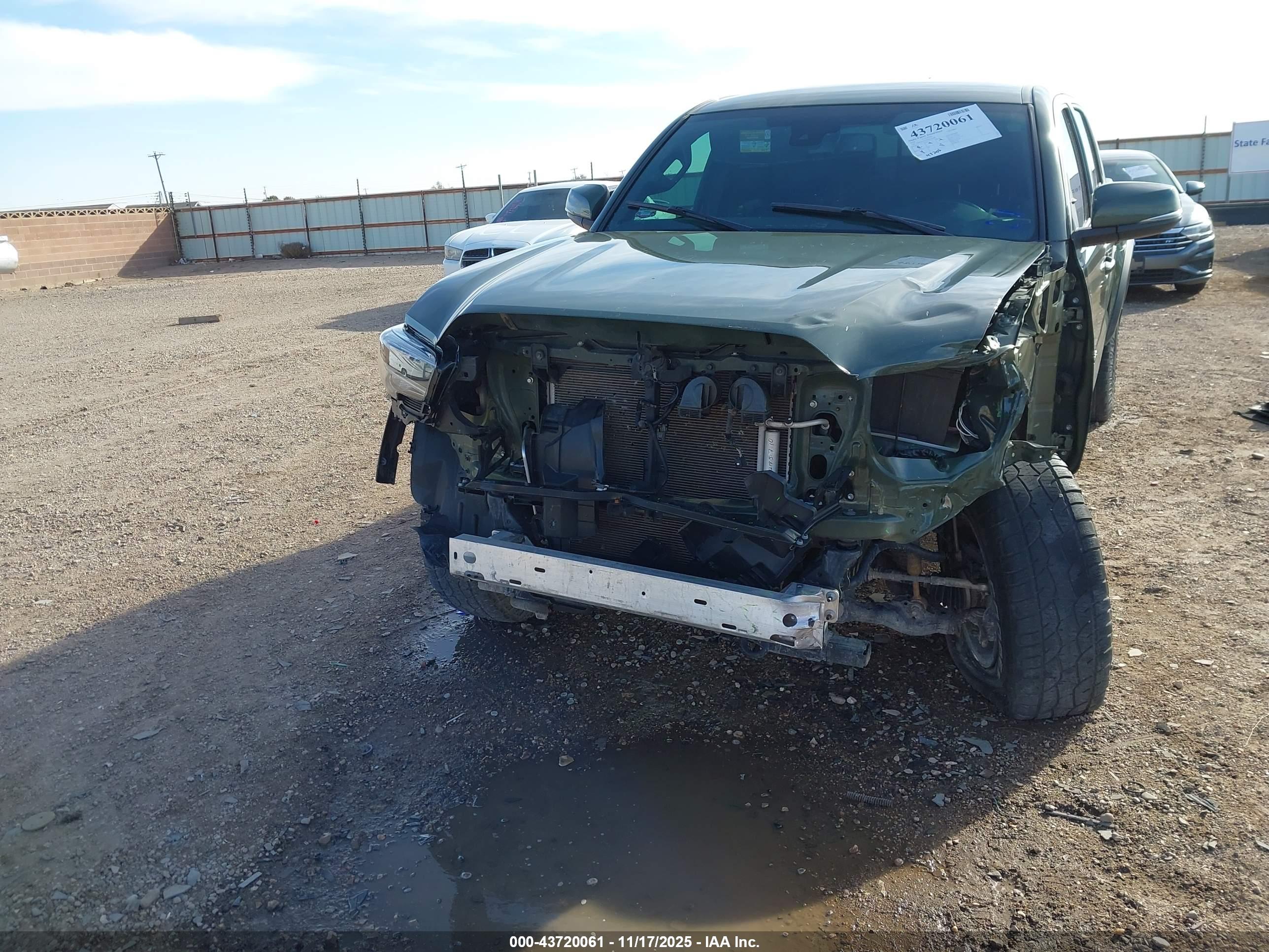 TOYOTA TACOMA image 6
