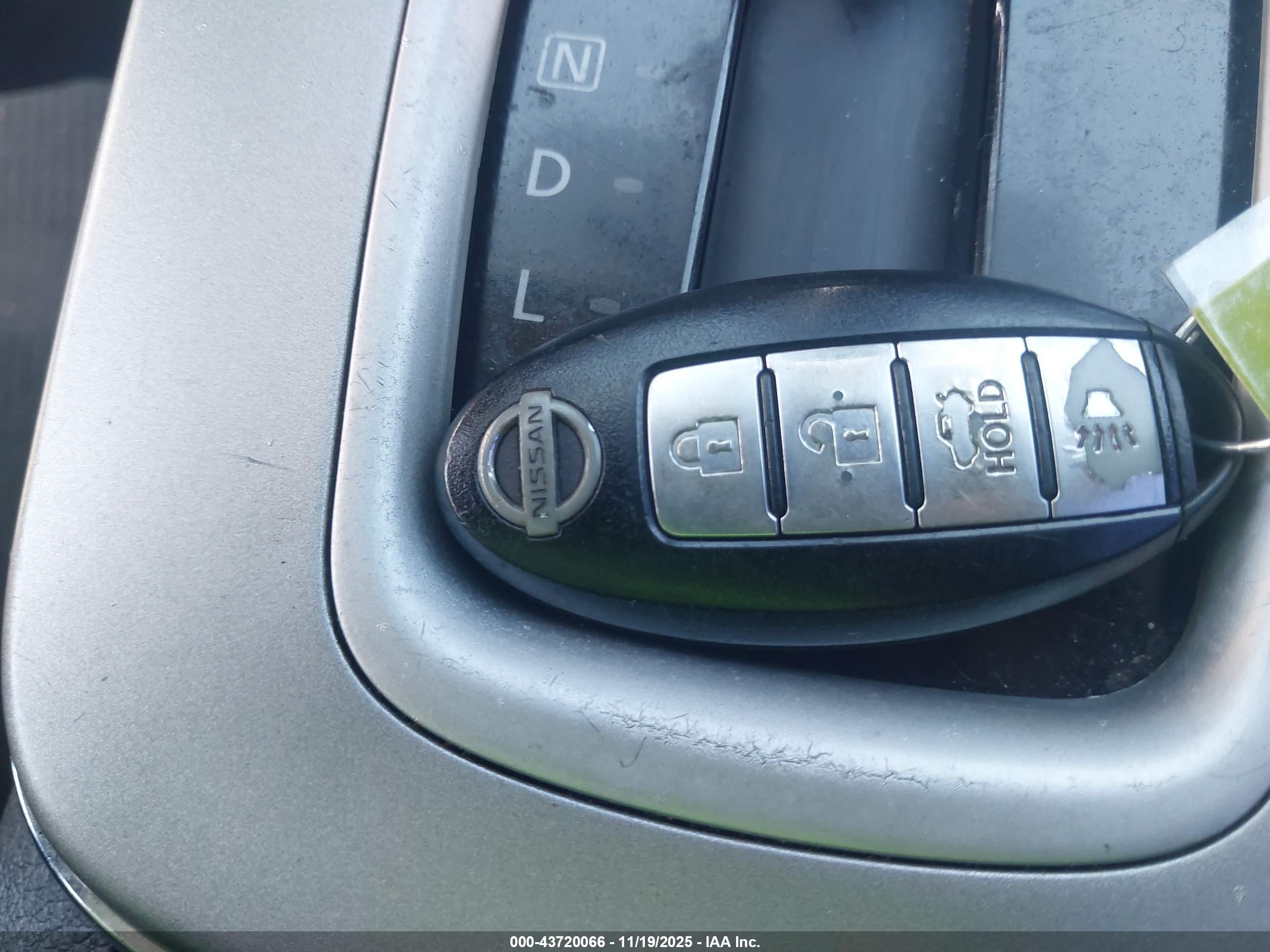 NISSAN SENTRA image 11