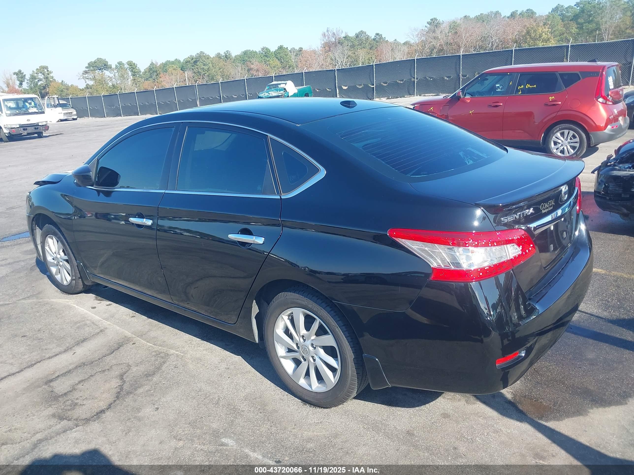 NISSAN SENTRA image 3