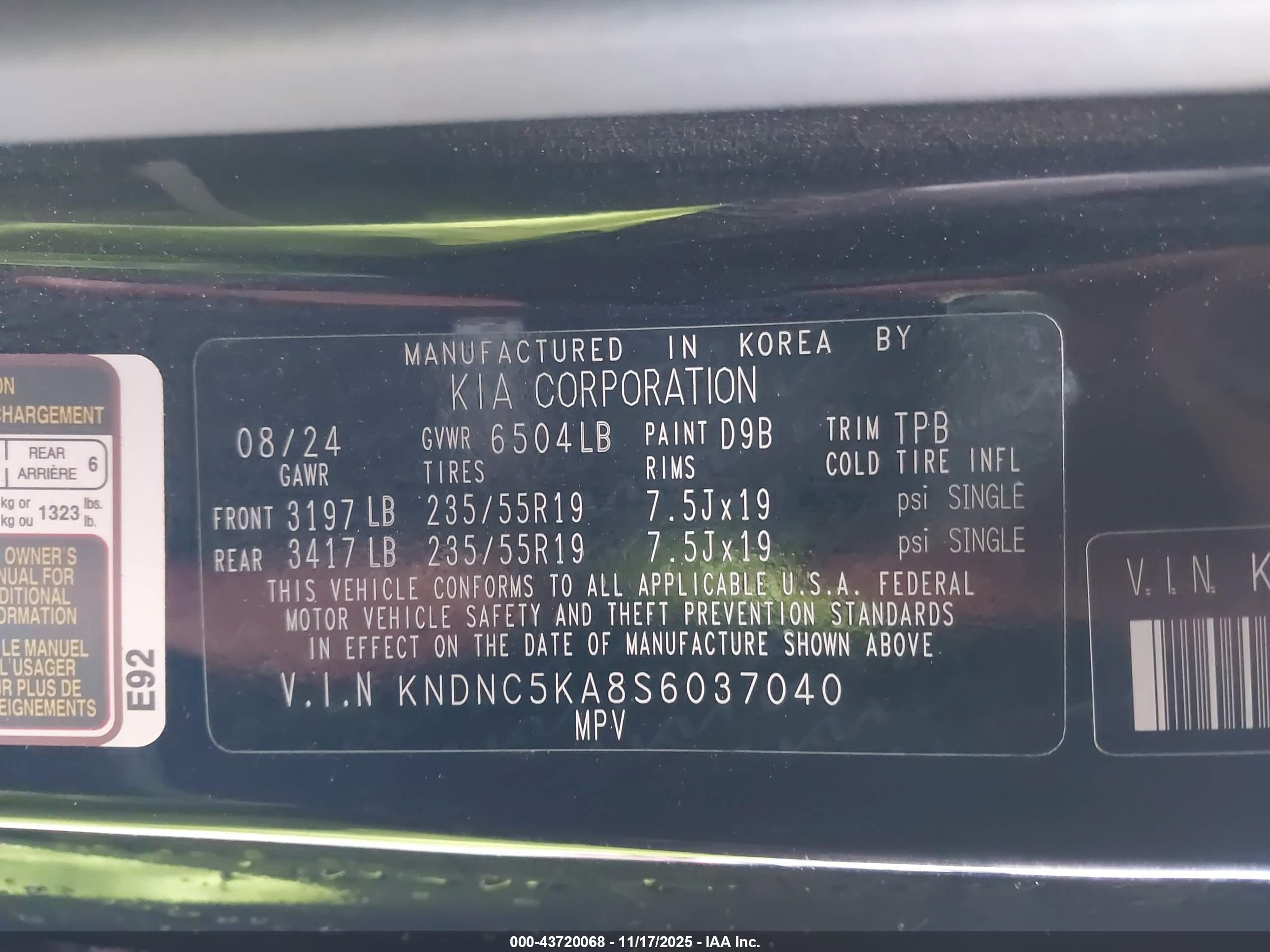 KIA CARNIVAL image 9