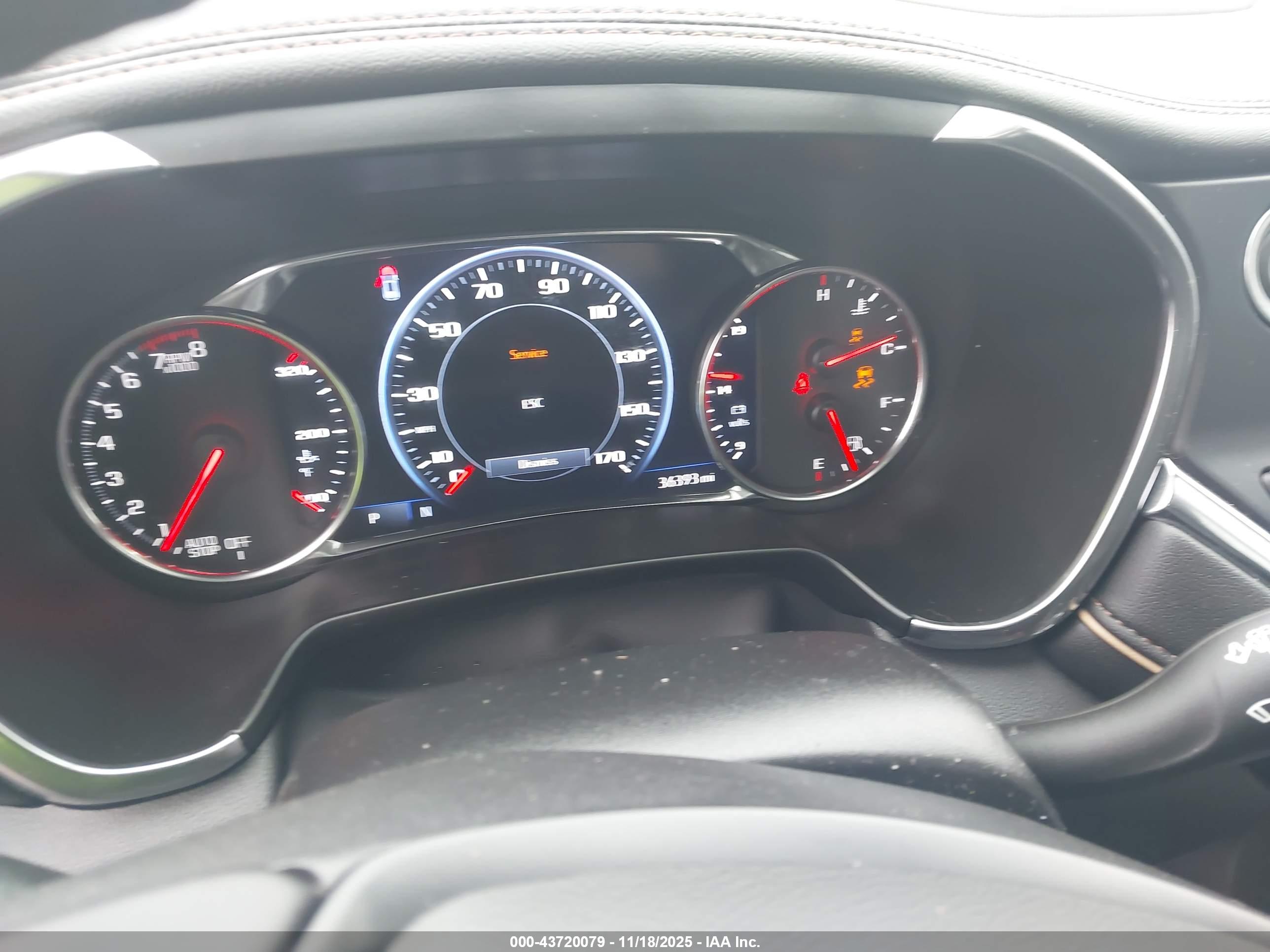 CHEVROLET BLAZER image 7