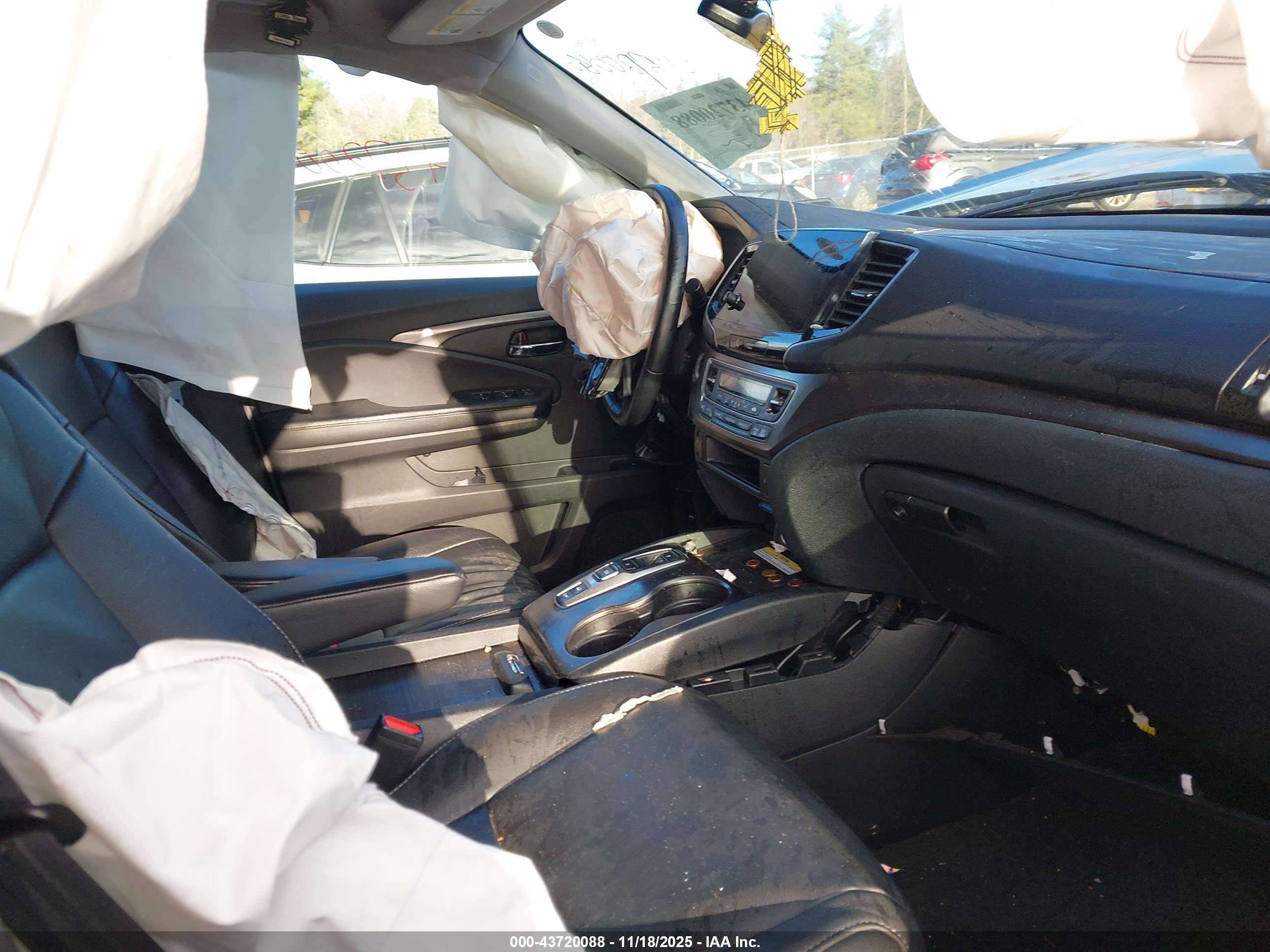 HONDA PILOT image 5