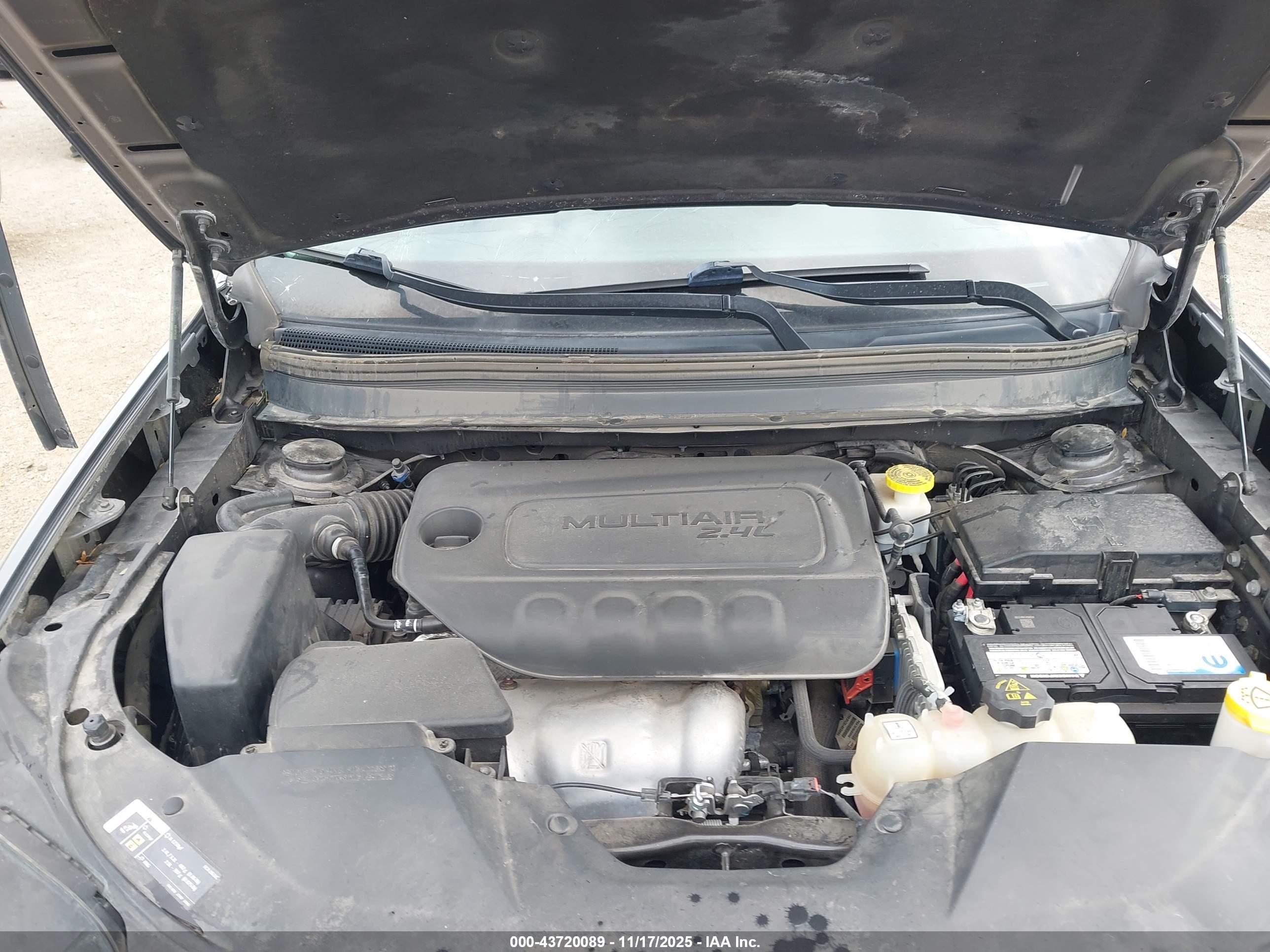 JEEP CHEROKEE image 10