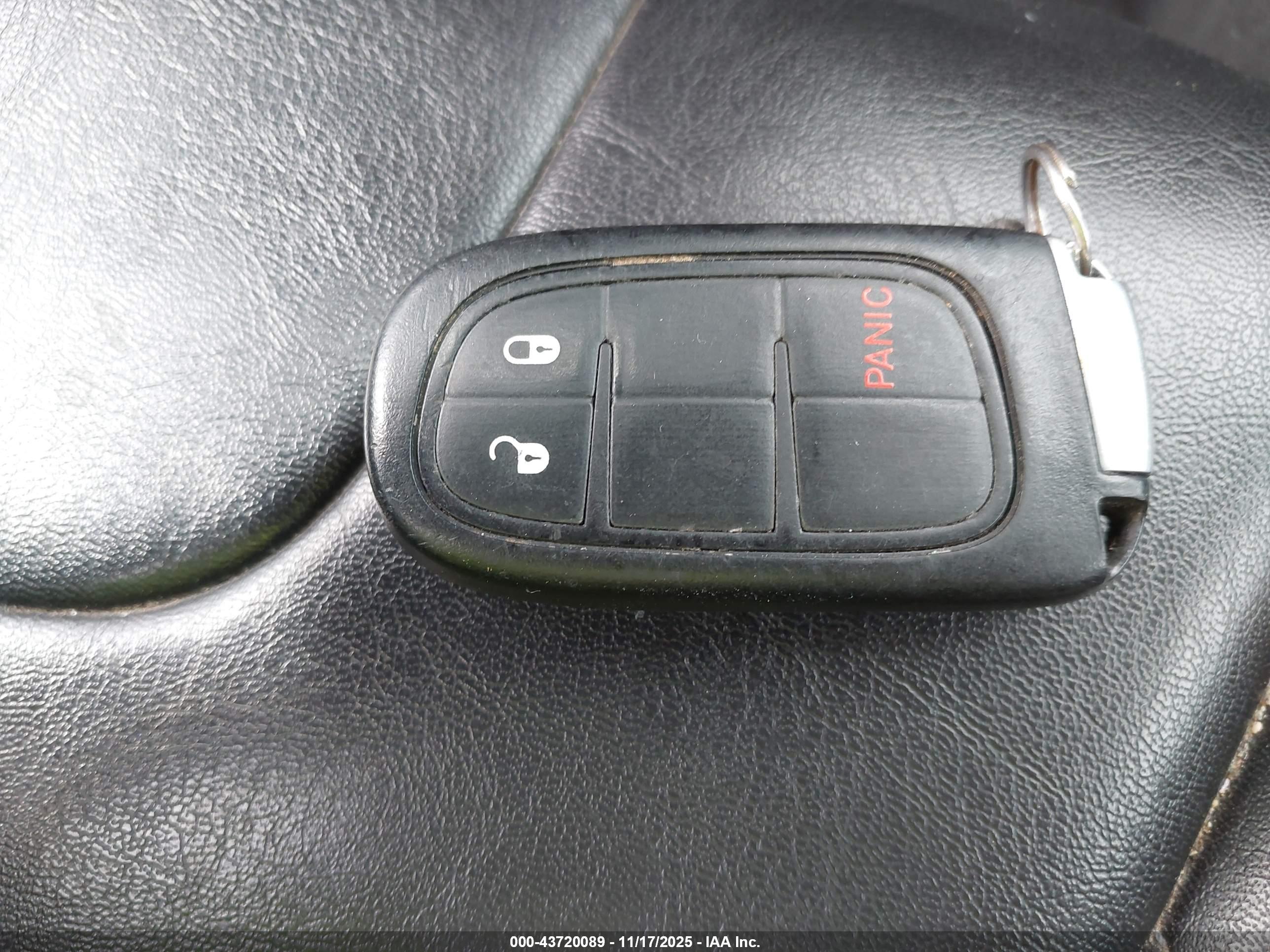 JEEP CHEROKEE image 11