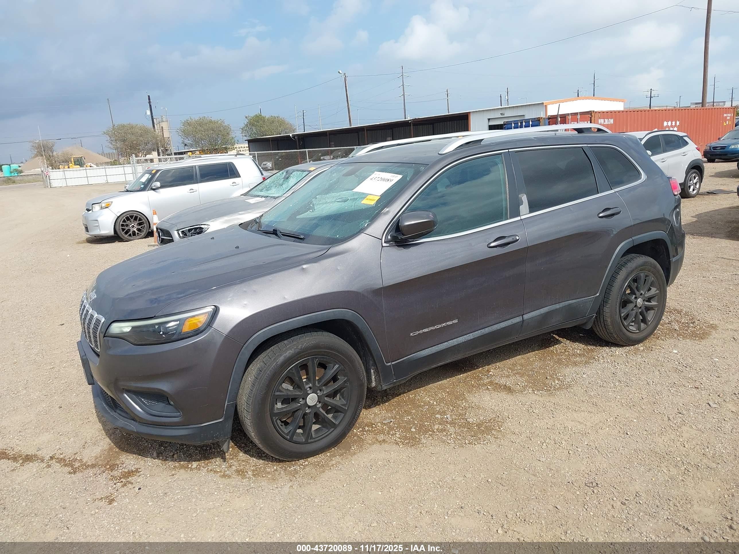 JEEP CHEROKEE image 2