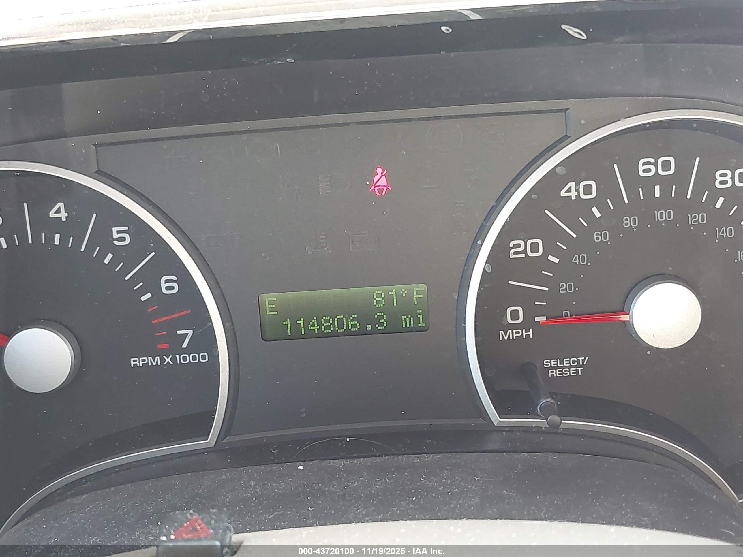 FORD EXPLORER image 7