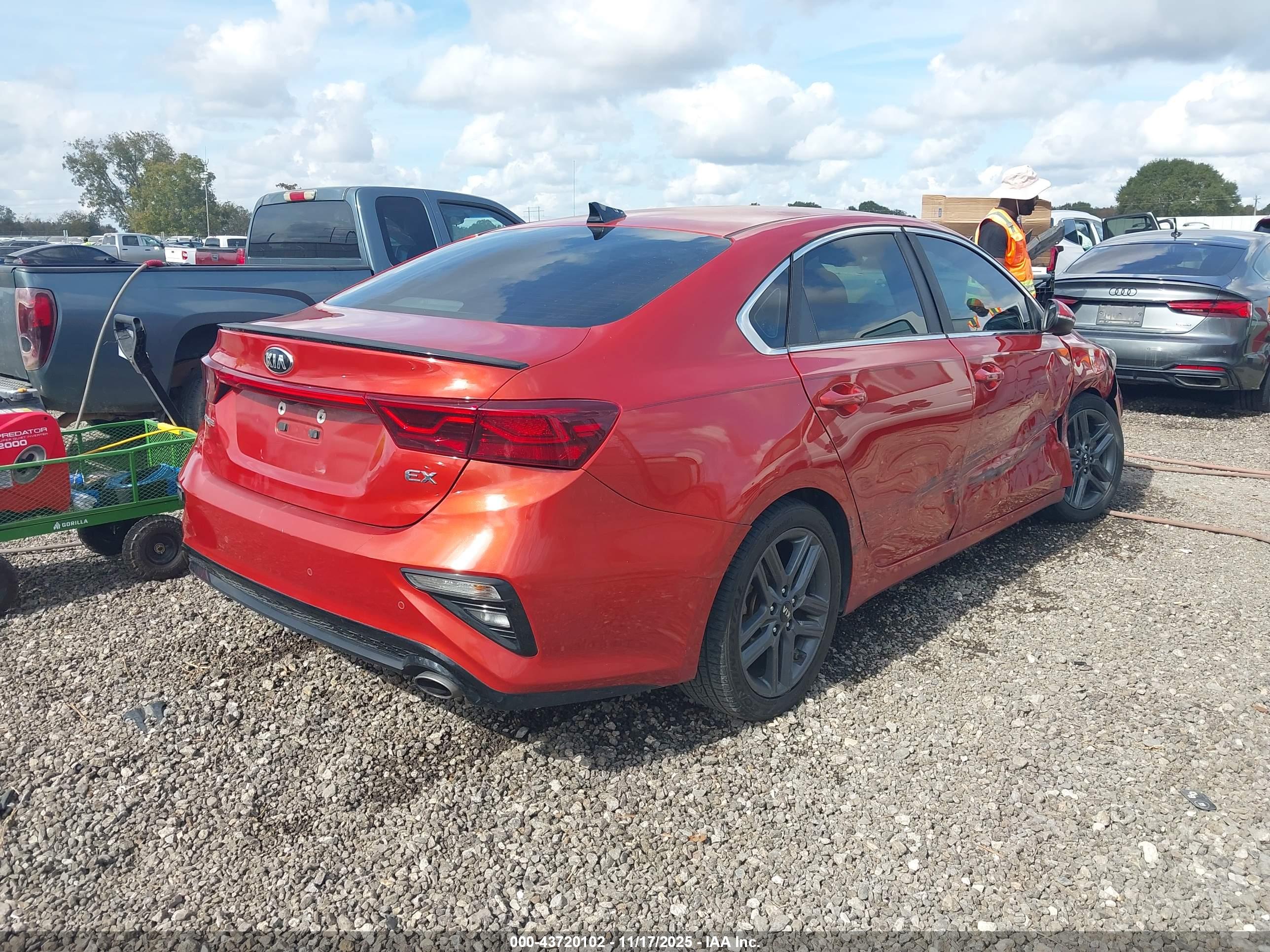 KIA FORTE image 4