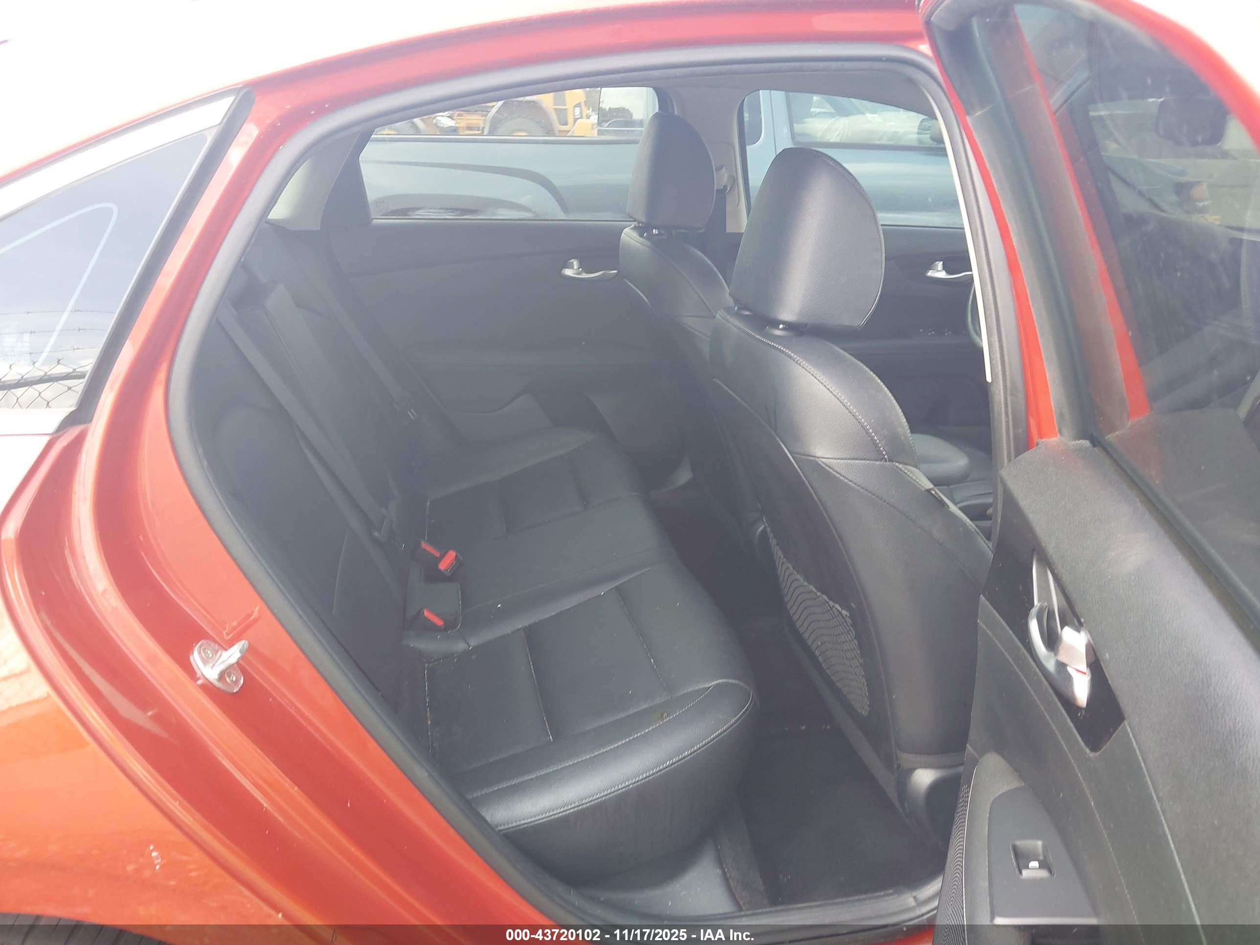 KIA FORTE image 8