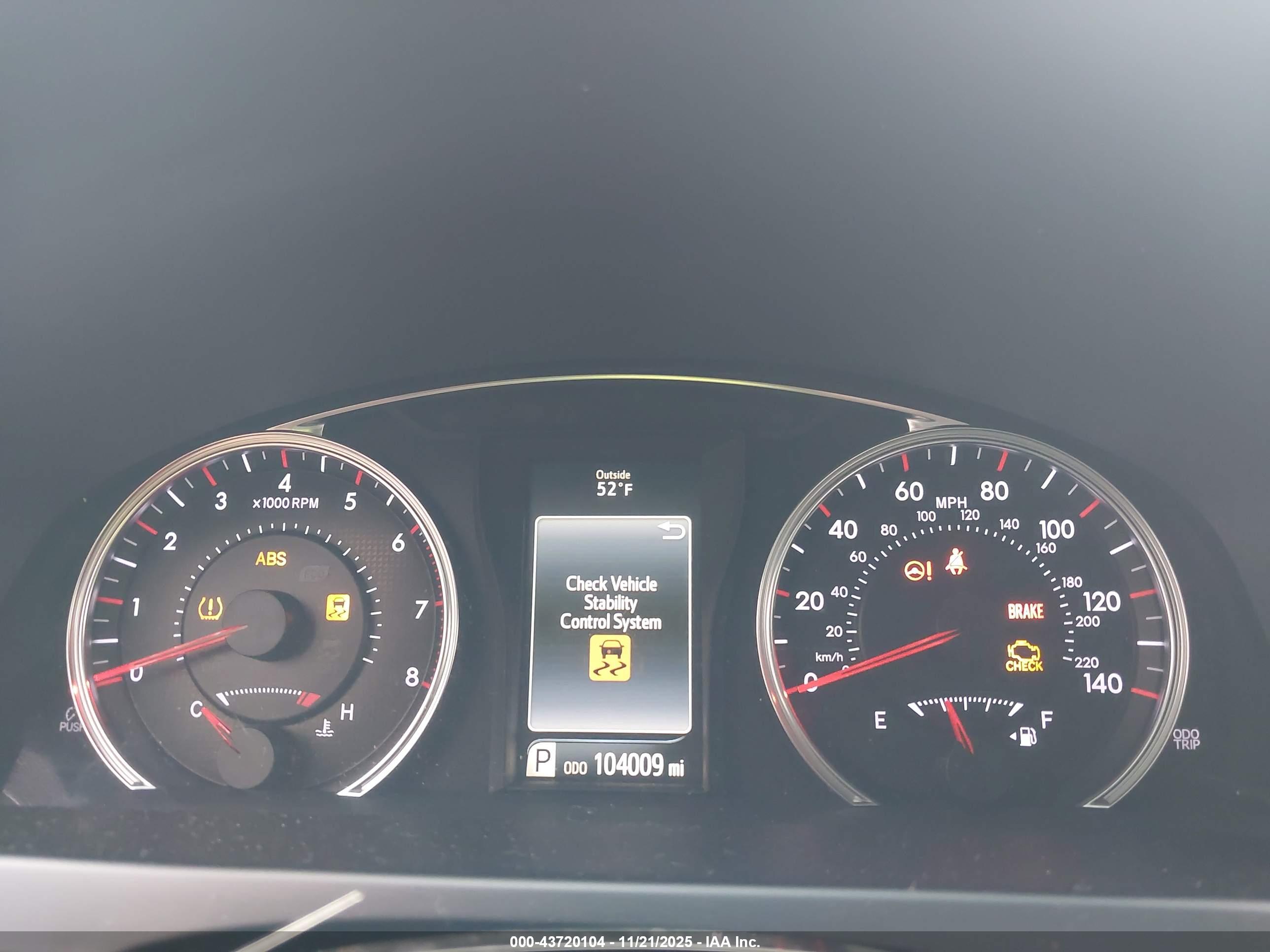 TOYOTA CAMRY image 7