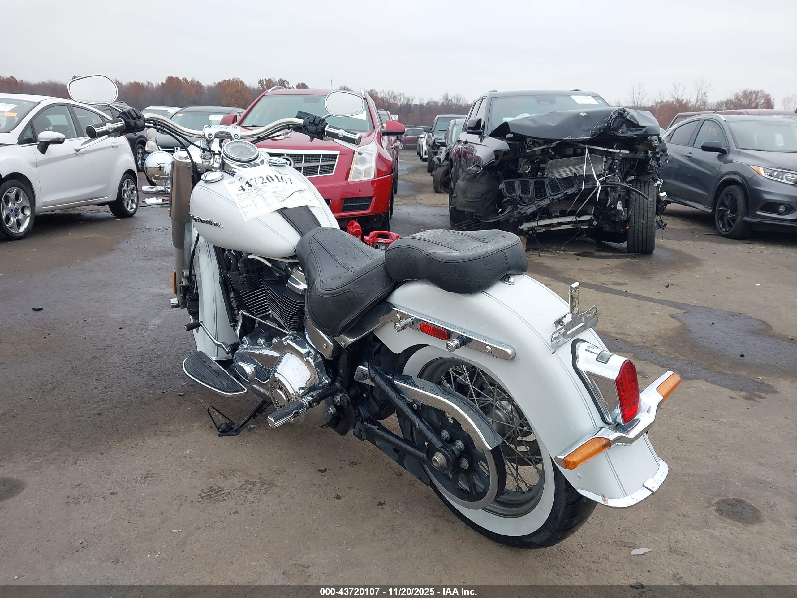 HARLEY-DAVIDSON FLDE image 3