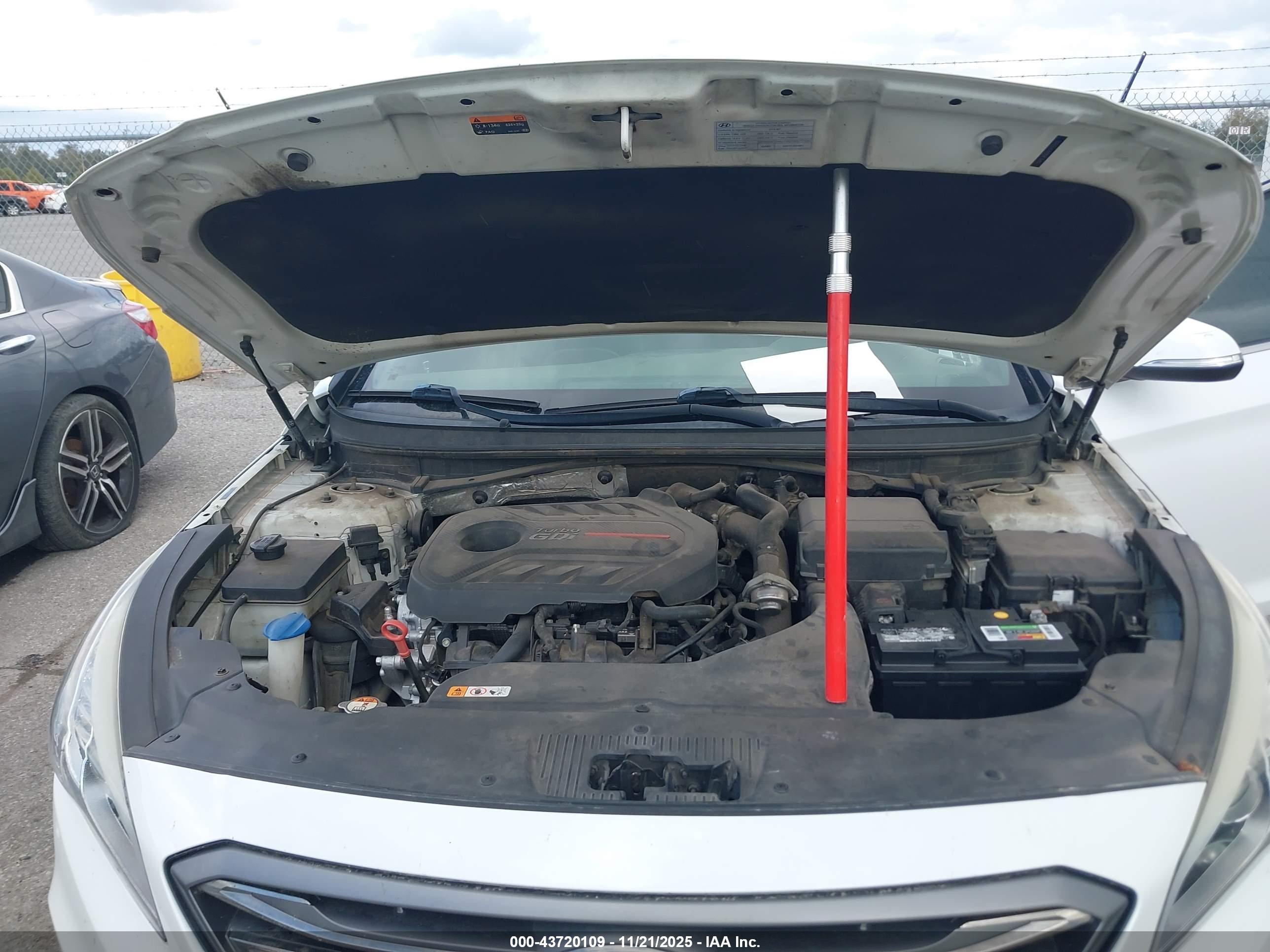 HYUNDAI SONATA image 10