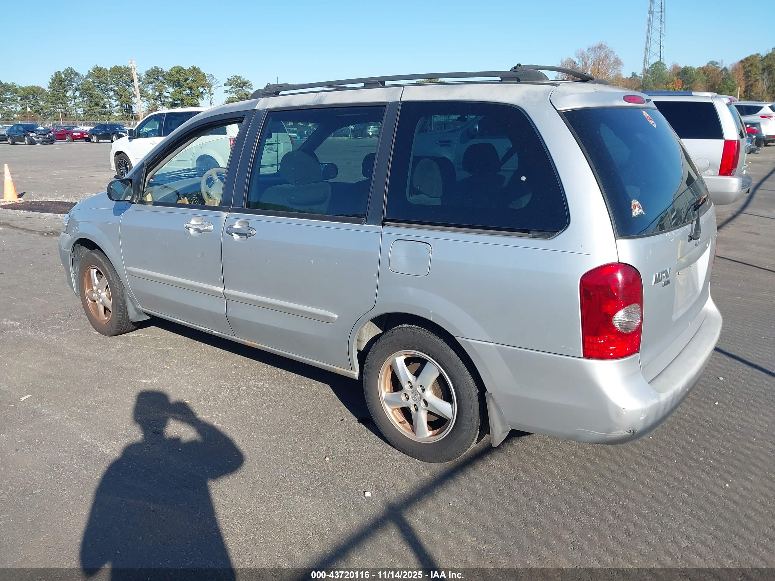 MAZDA MPV image 3