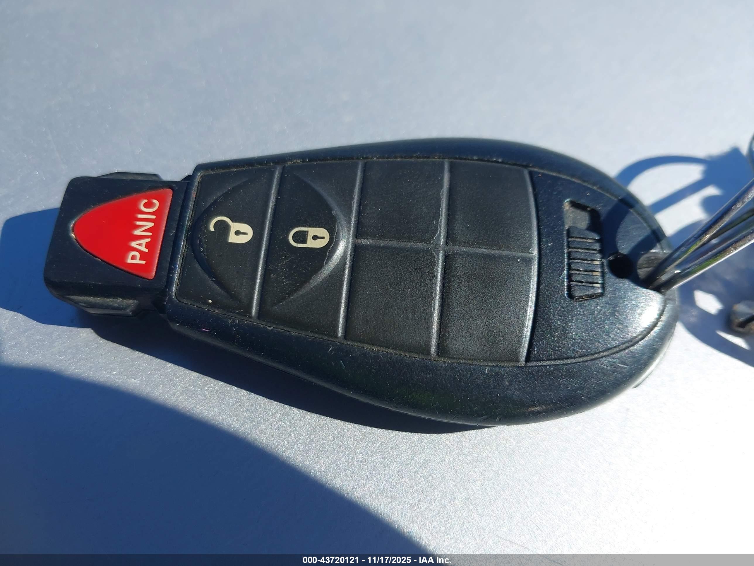 JEEP CHEROKEE image 11