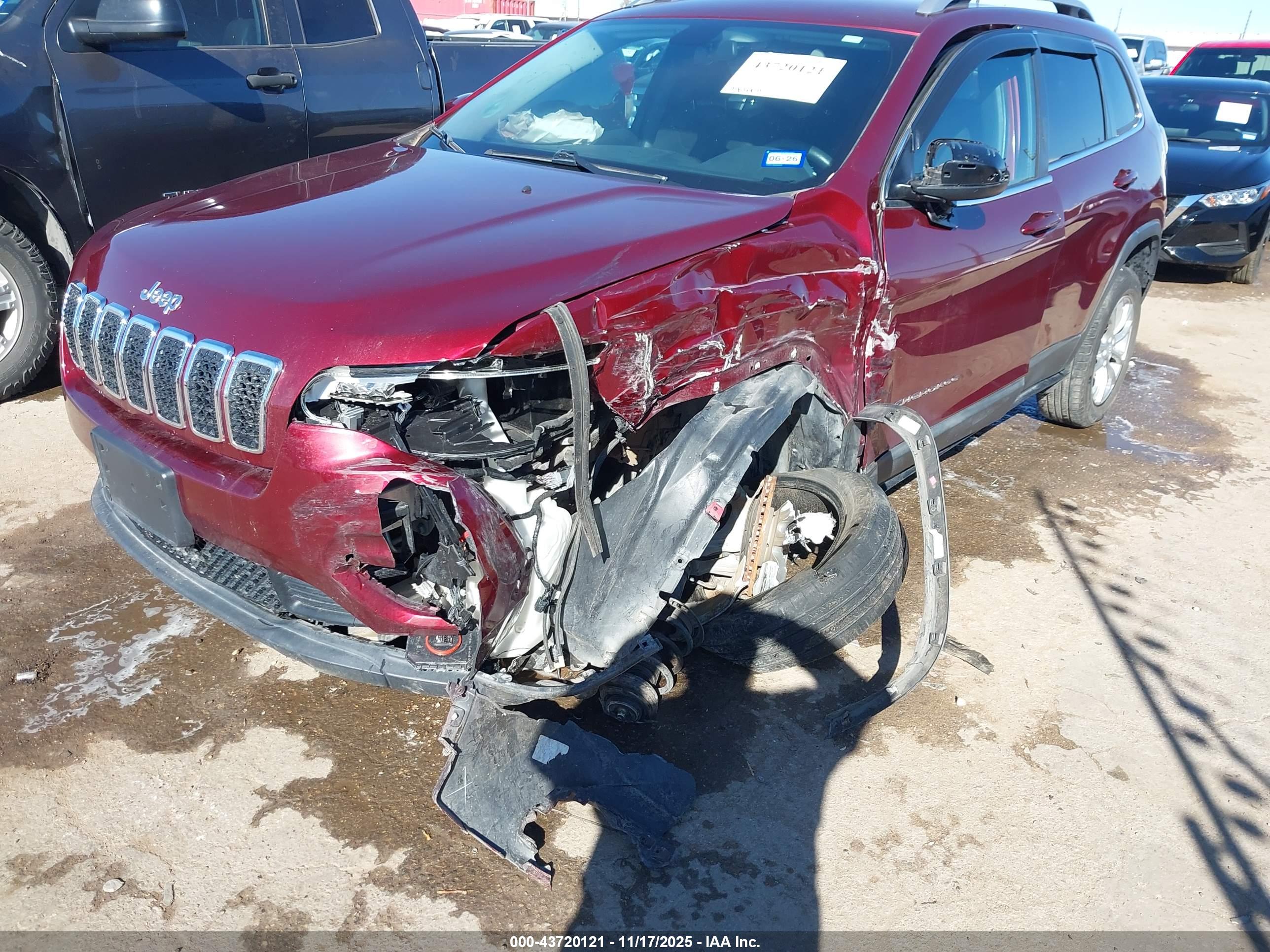 JEEP CHEROKEE image 6