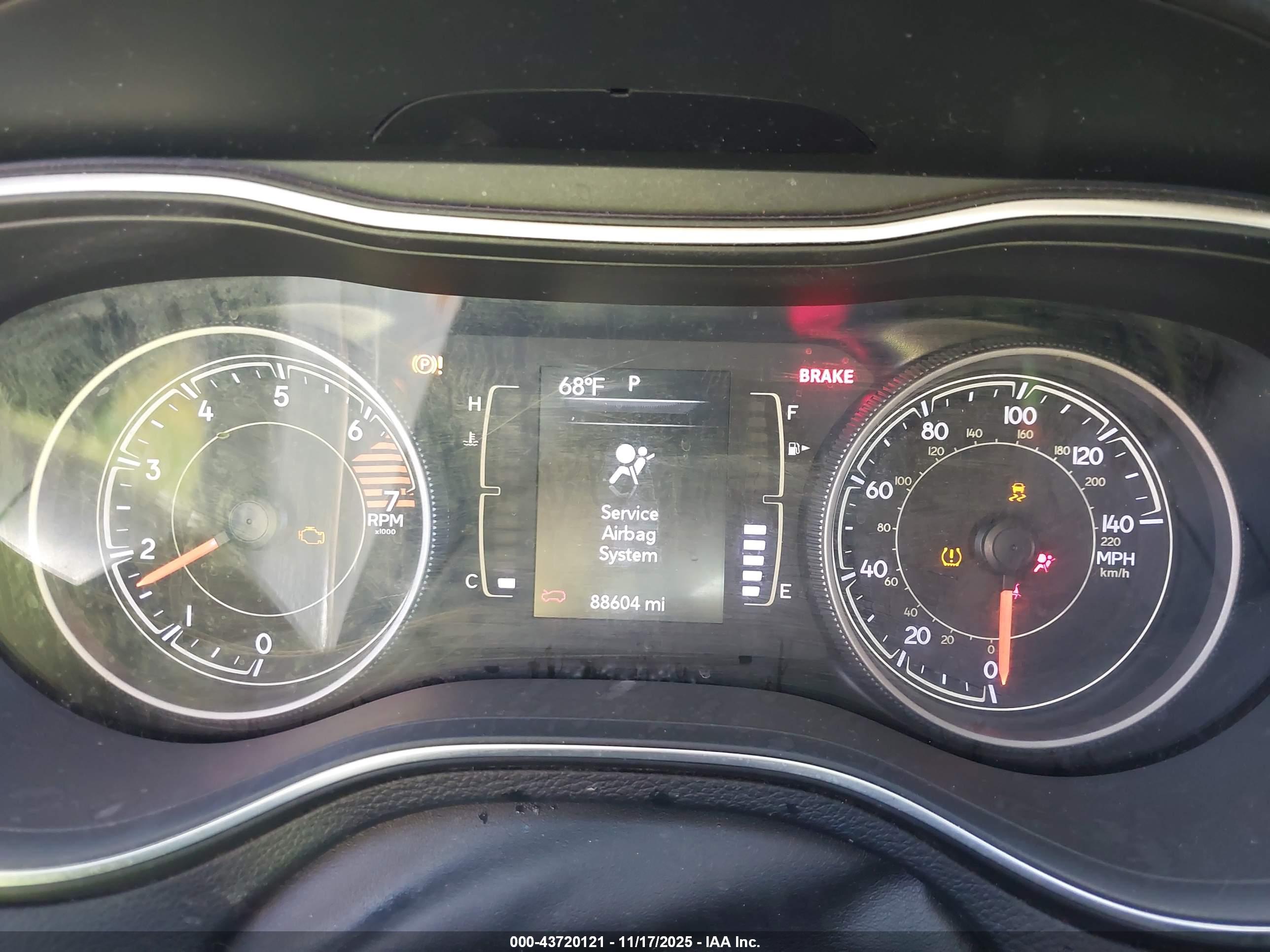 JEEP CHEROKEE image 7