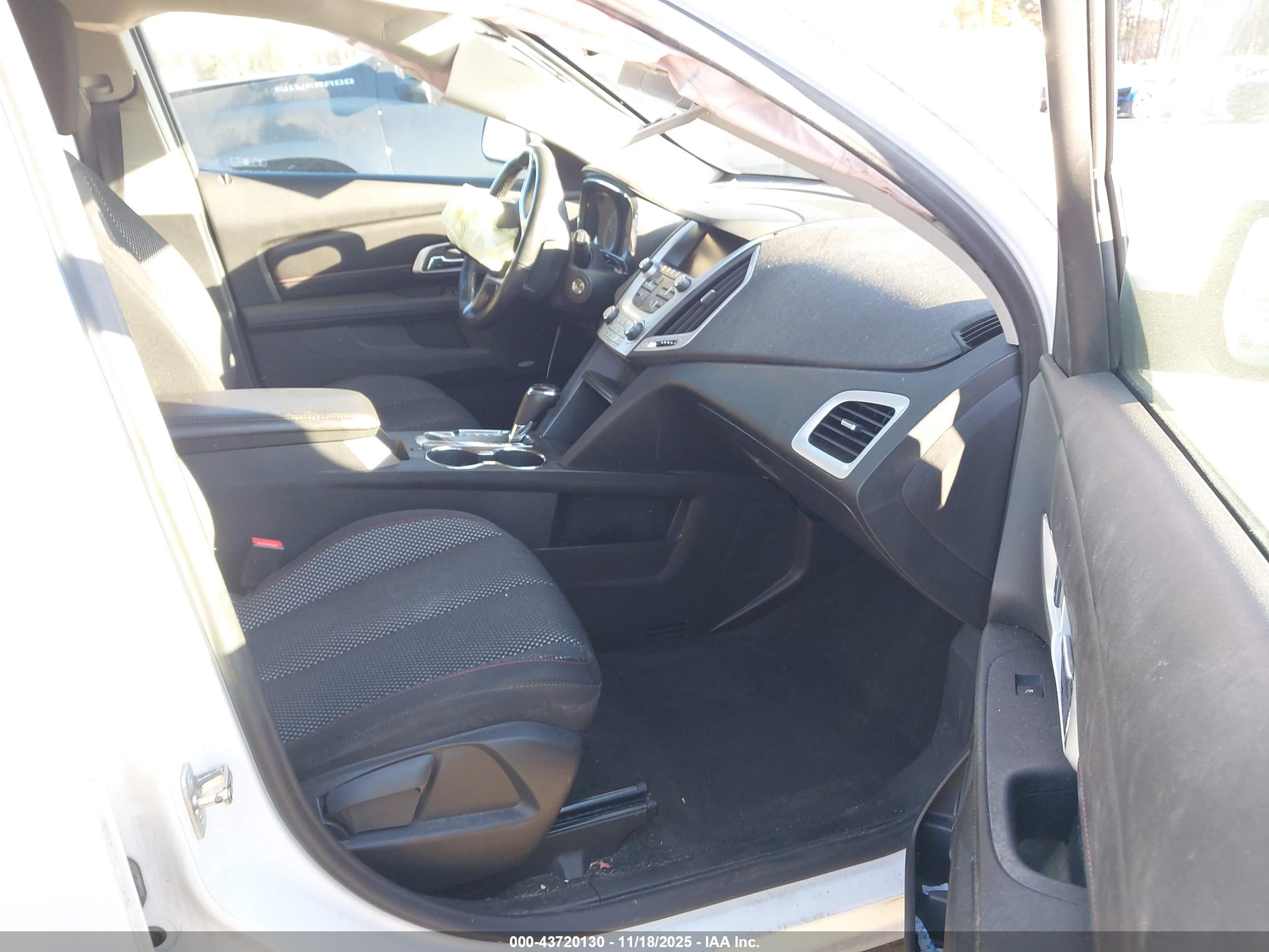 GMC TERRAIN image 5