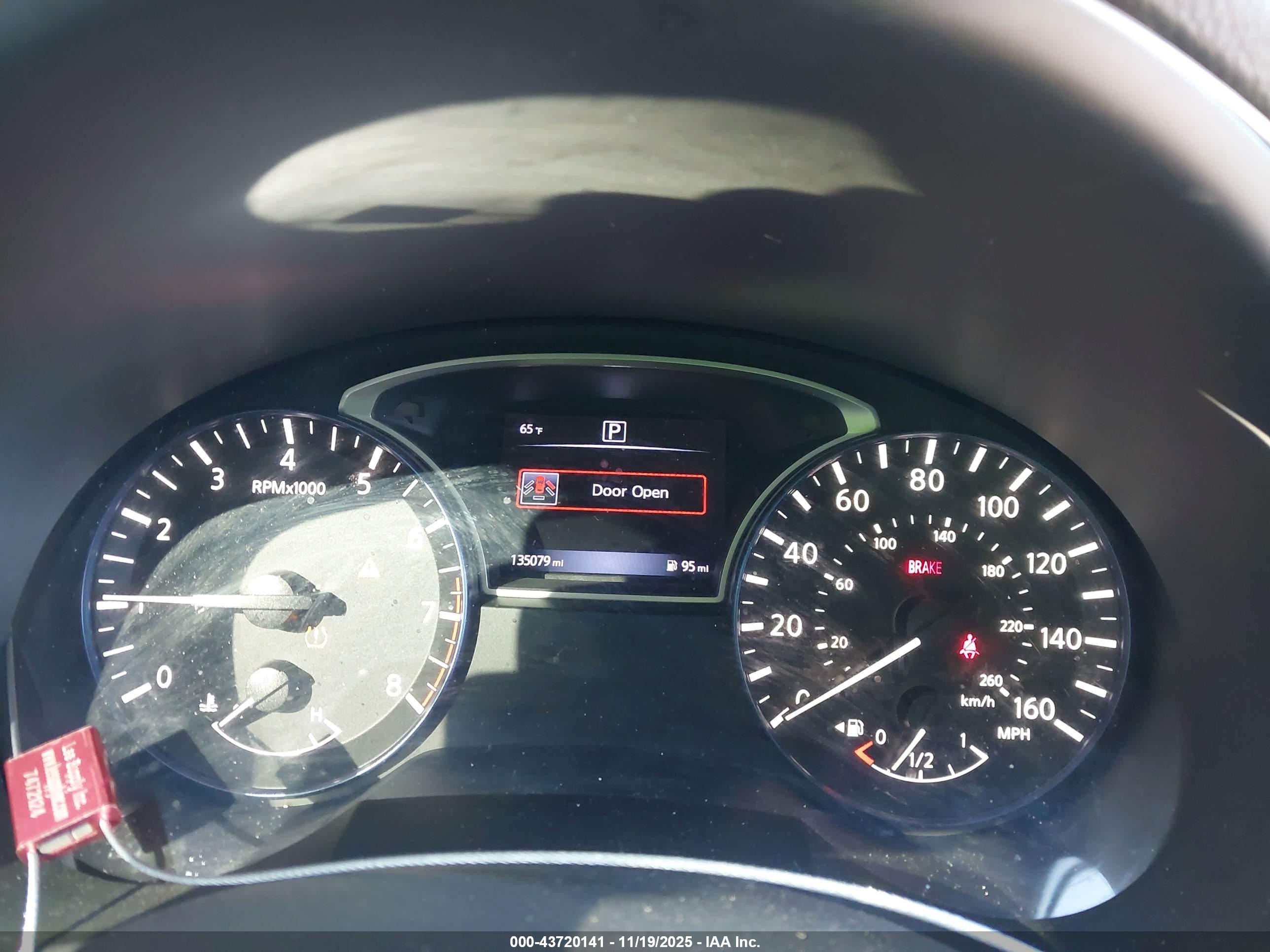 NISSAN ALTIMA image 7