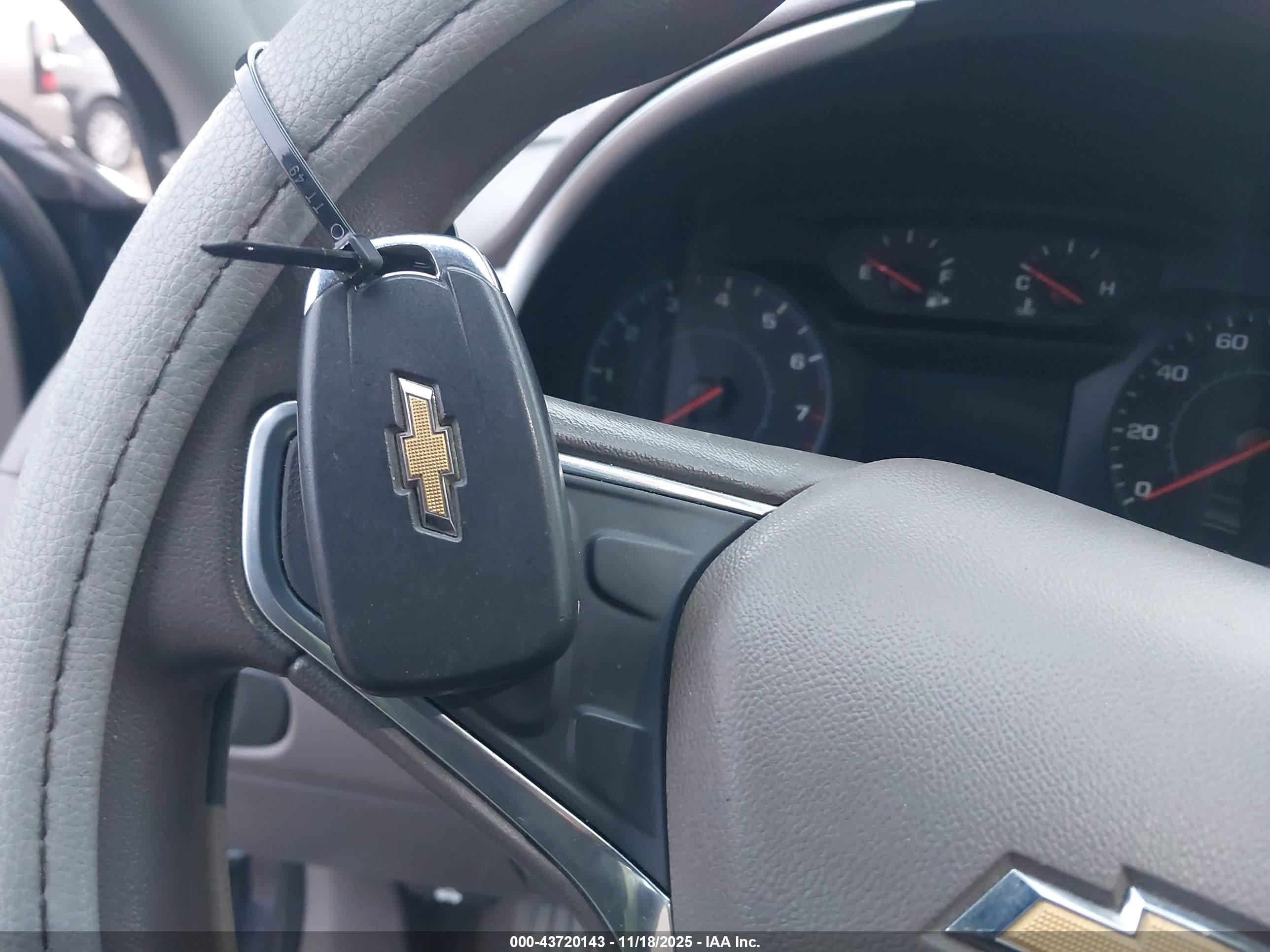 CHEVROLET MALIBU image 11