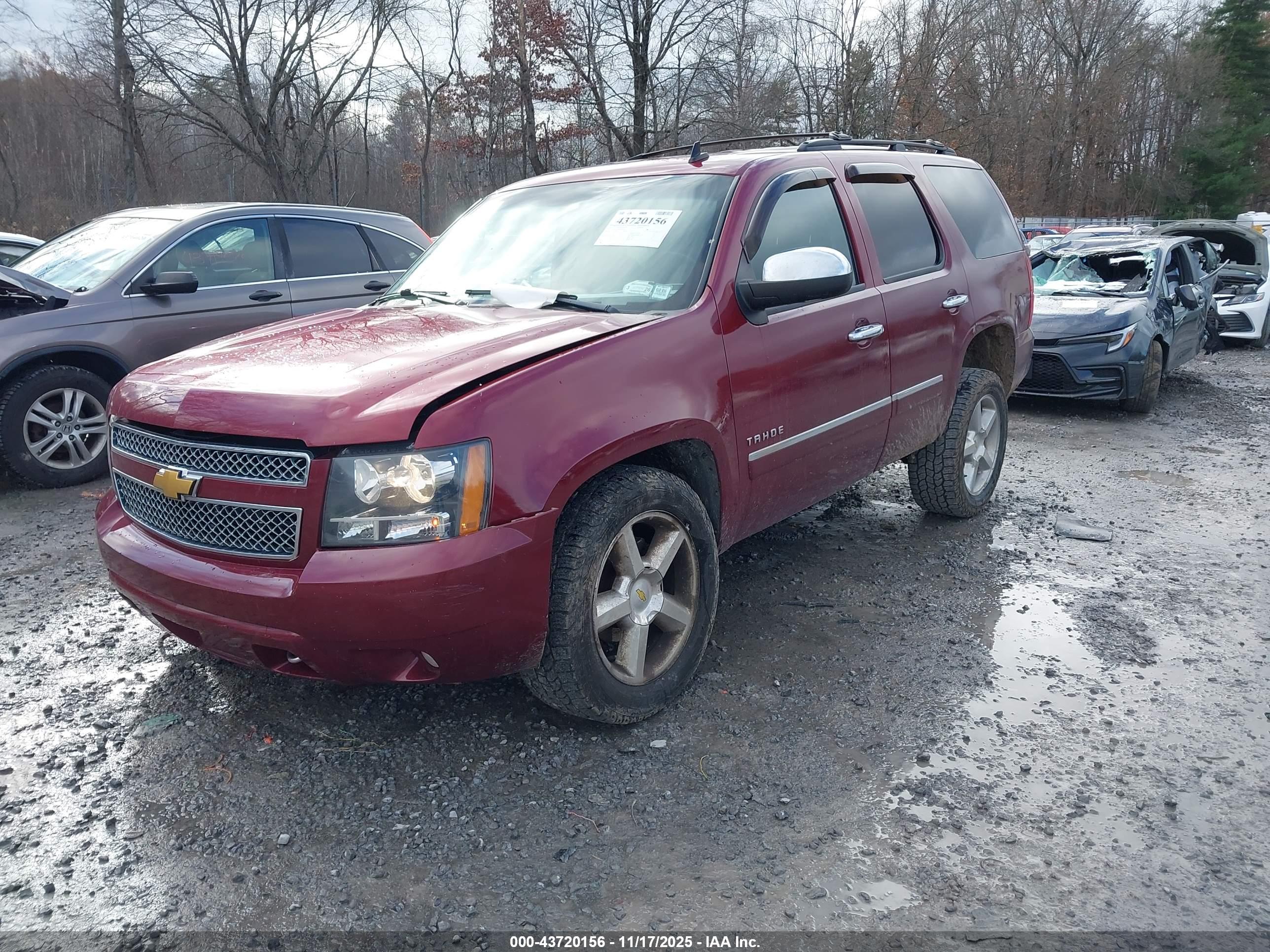 CHEVROLET TAHOE image 2