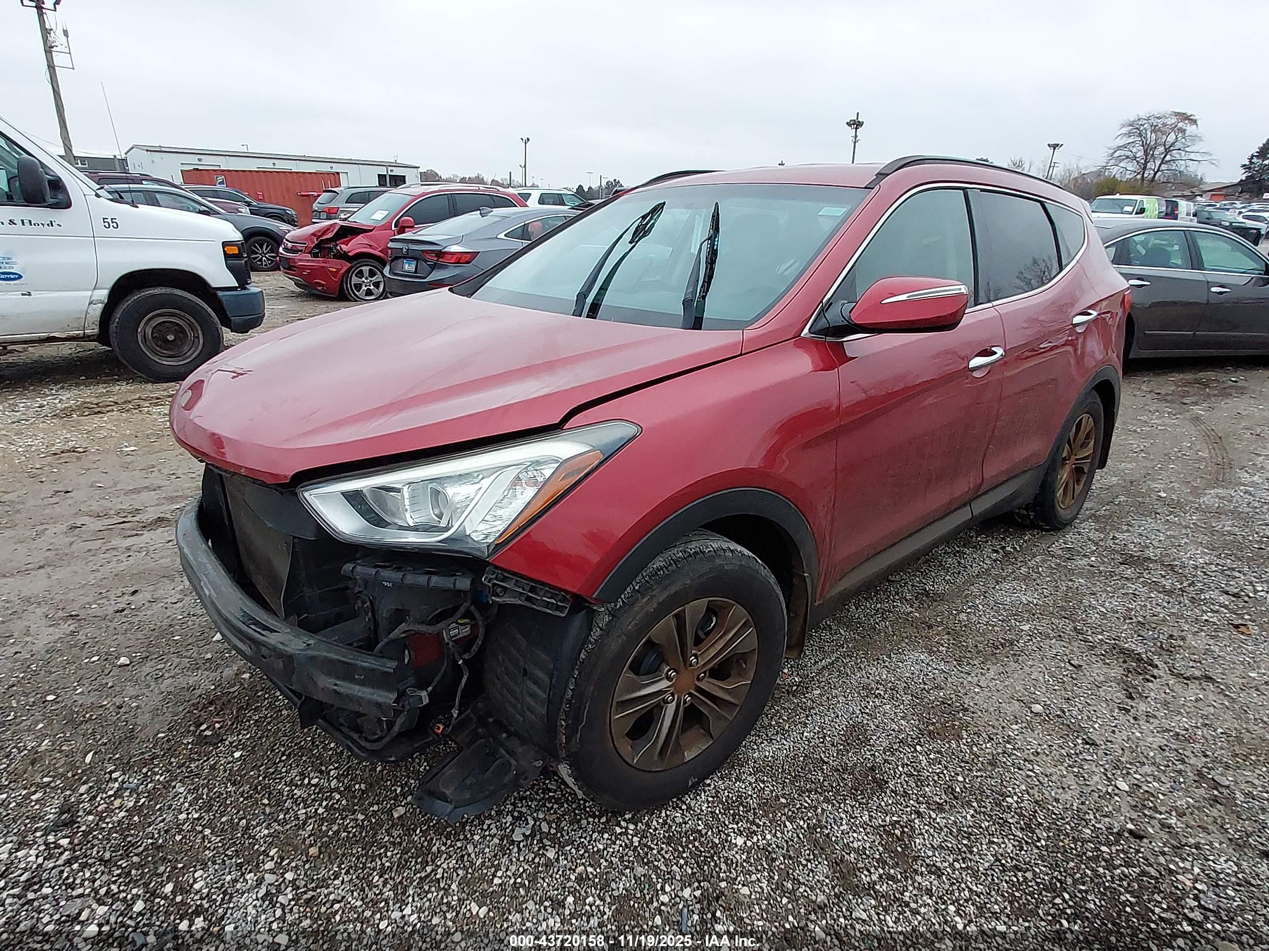 HYUNDAI SANTA image 2