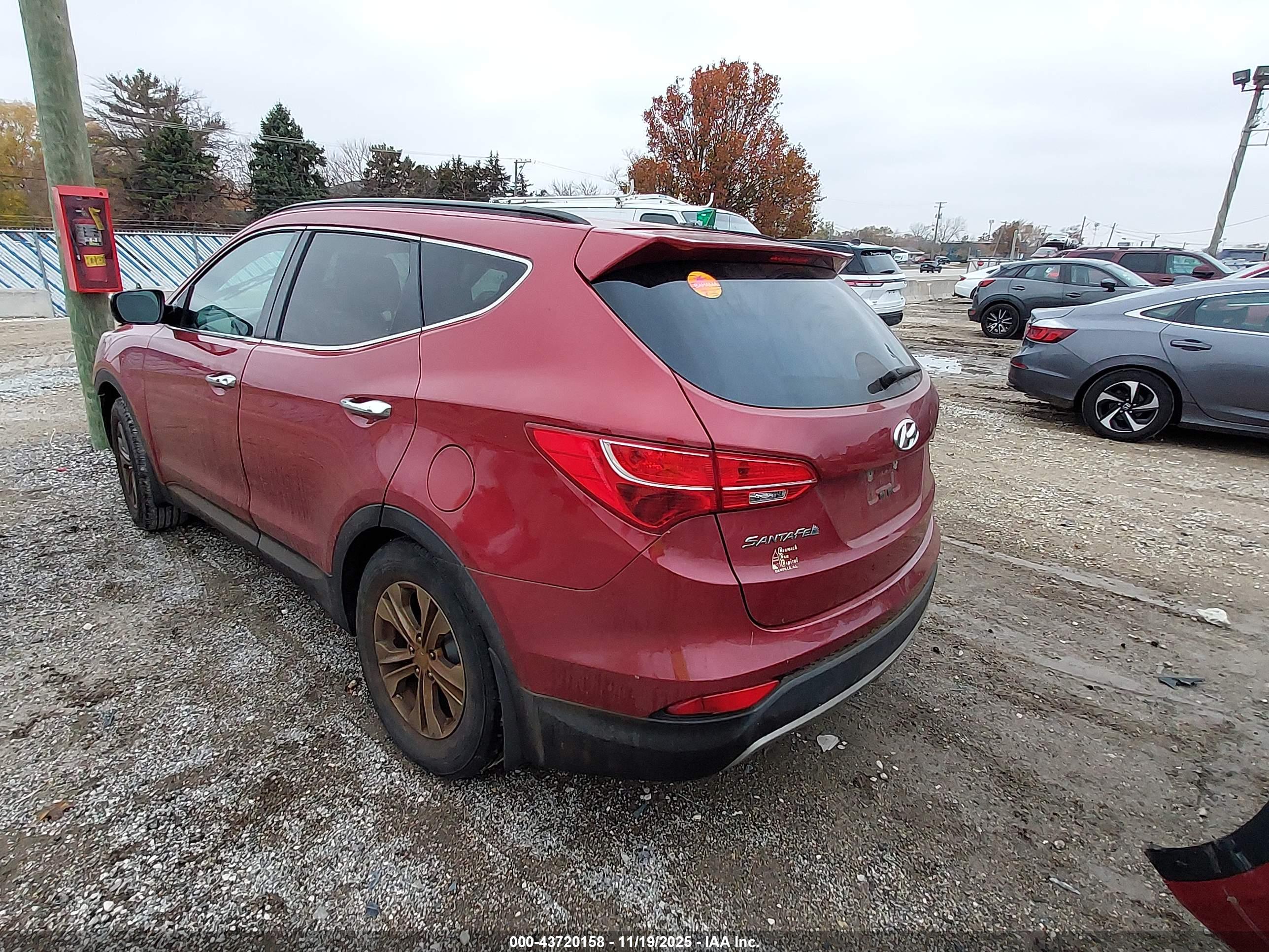 HYUNDAI SANTA image 3