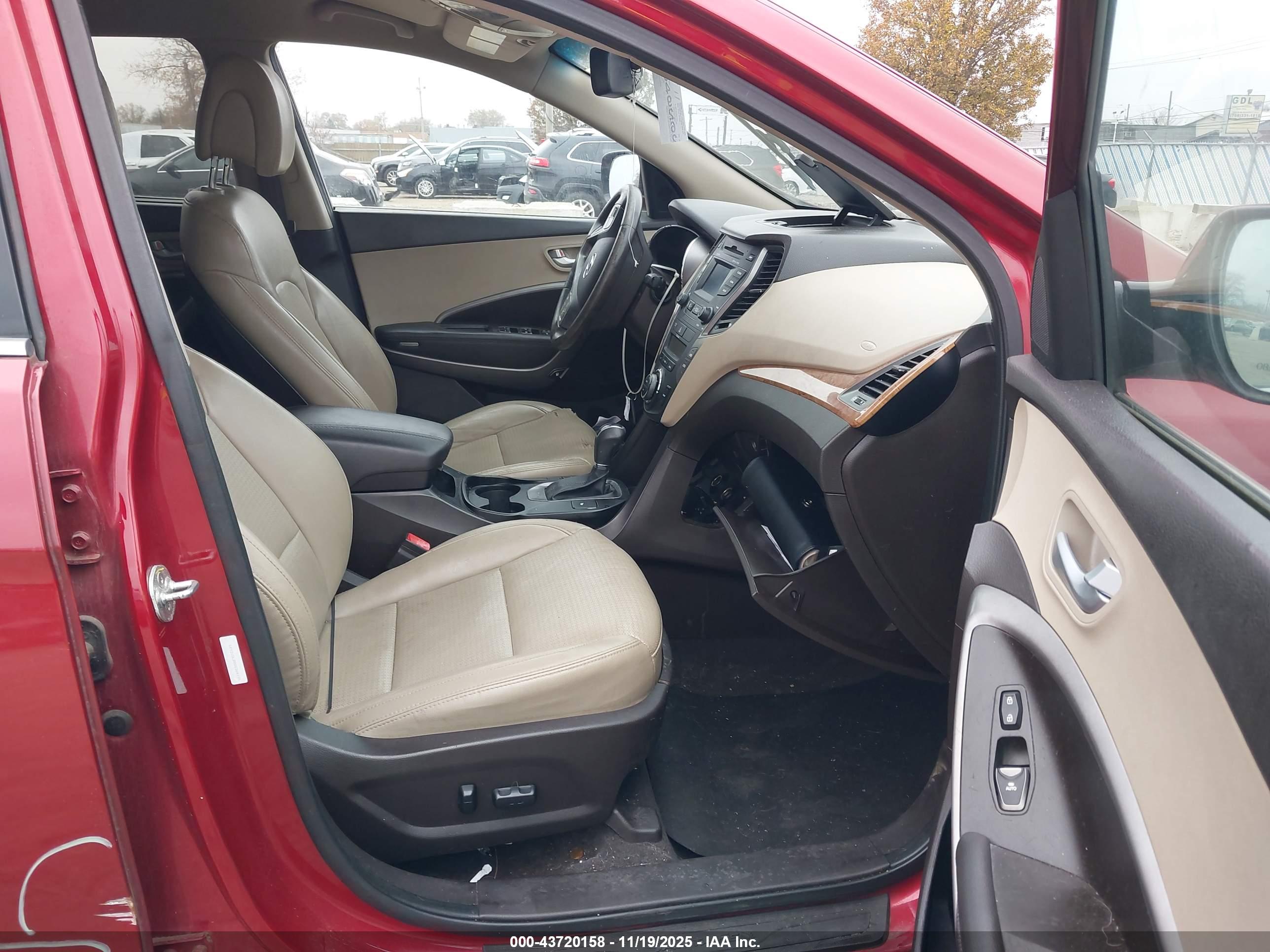 HYUNDAI SANTA image 5