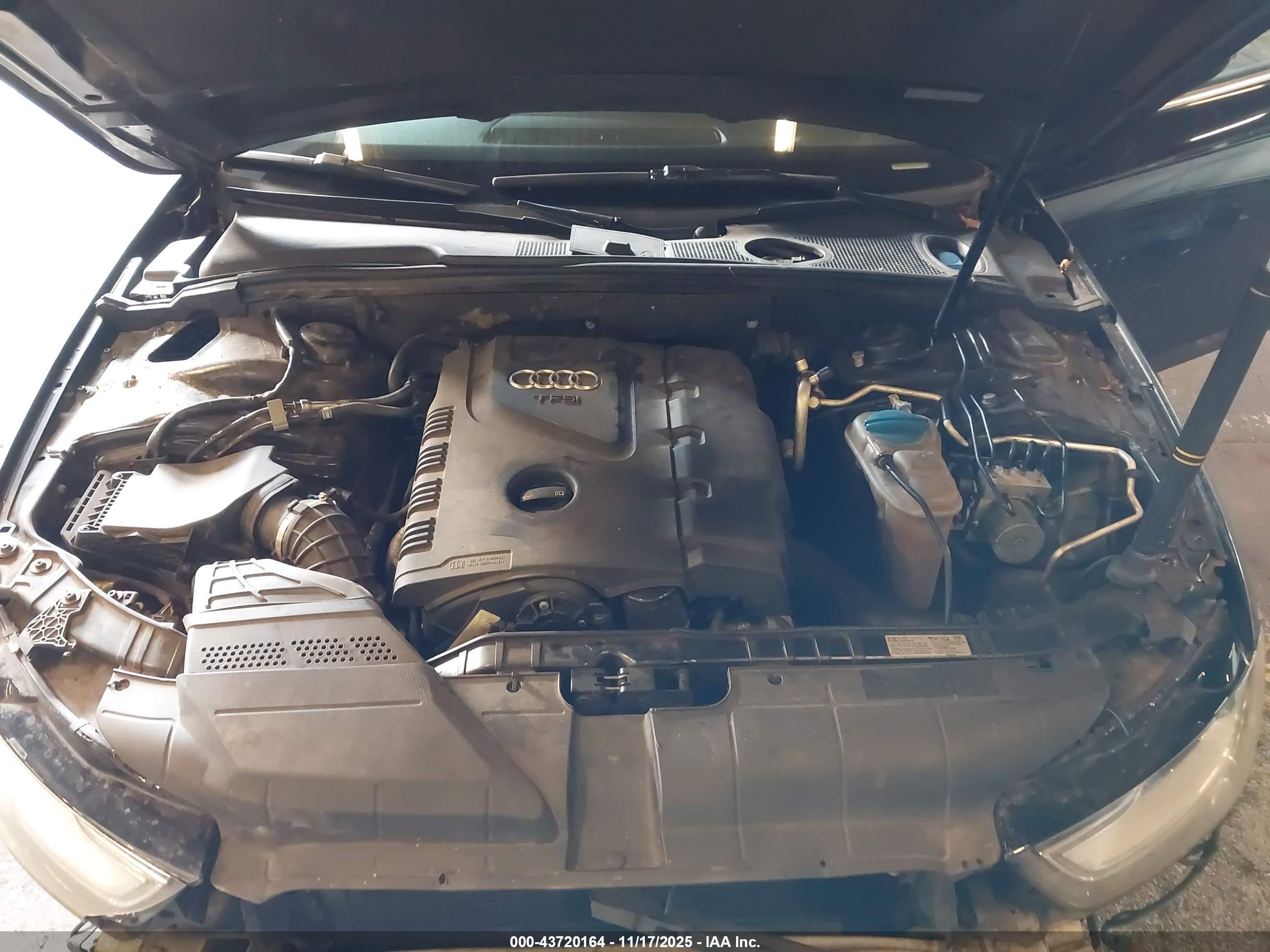 AUDI A4 image 10