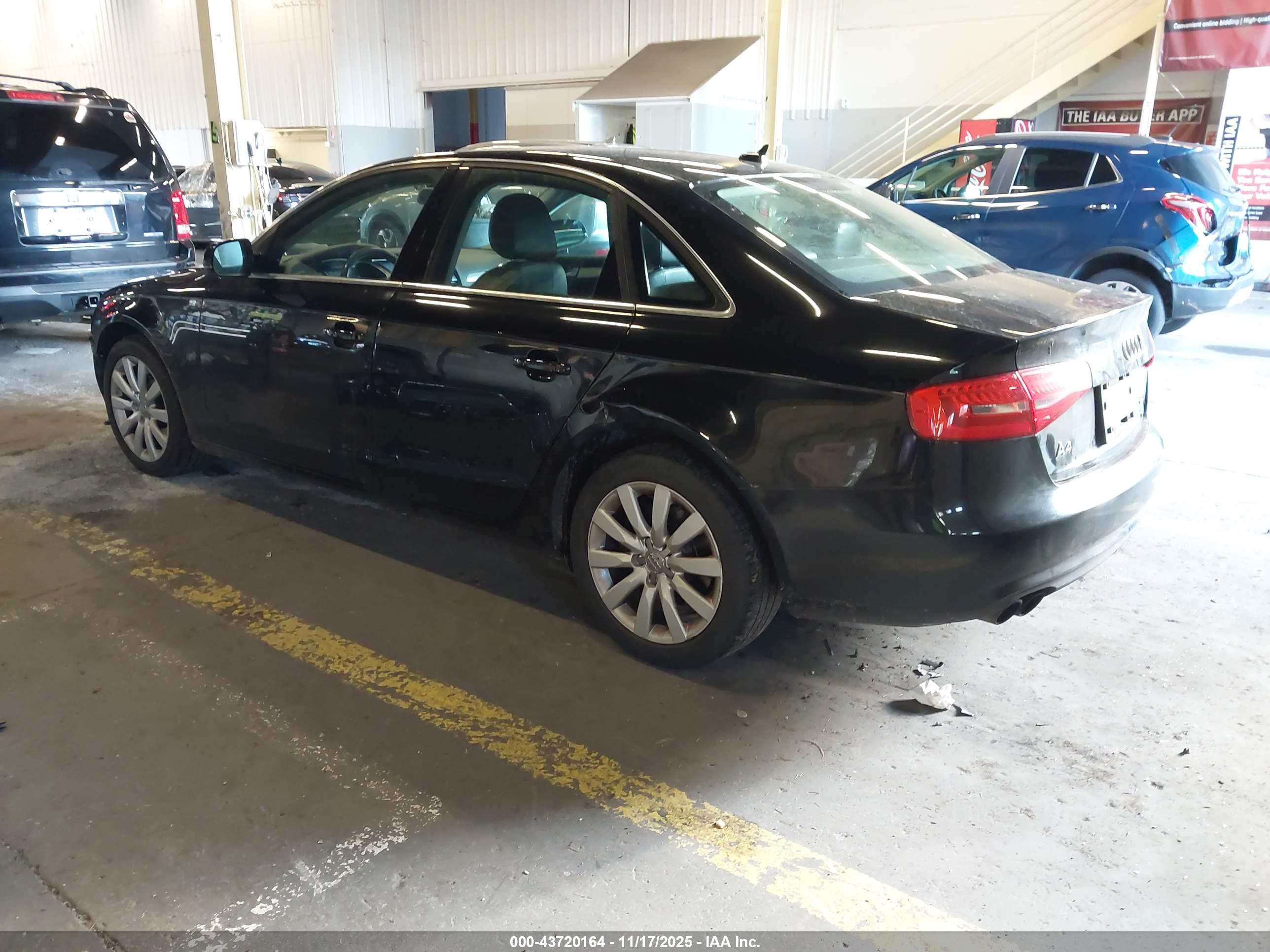 AUDI A4 image 3