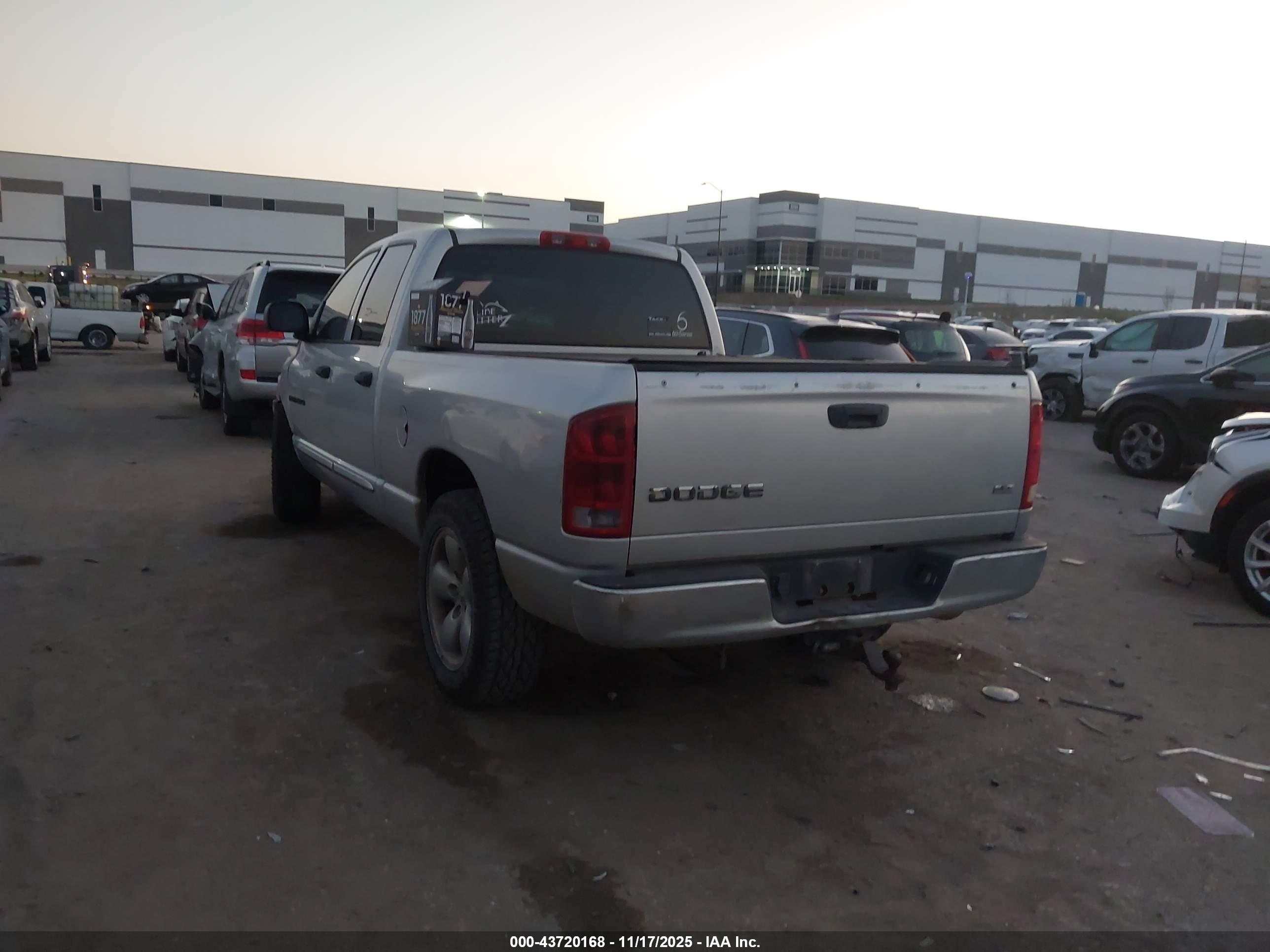 DODGE RAM image 3