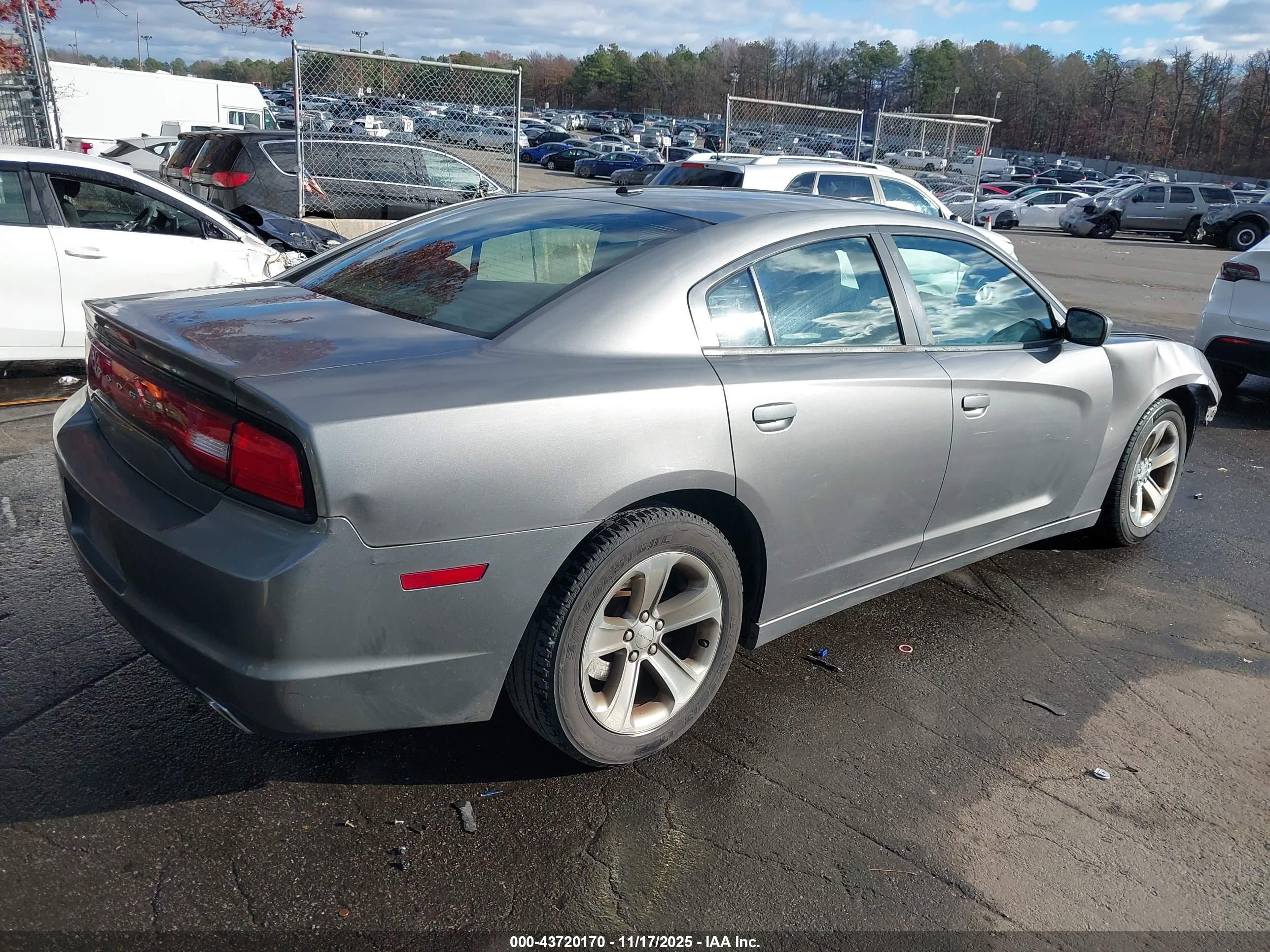 DODGE CHARGER image 4