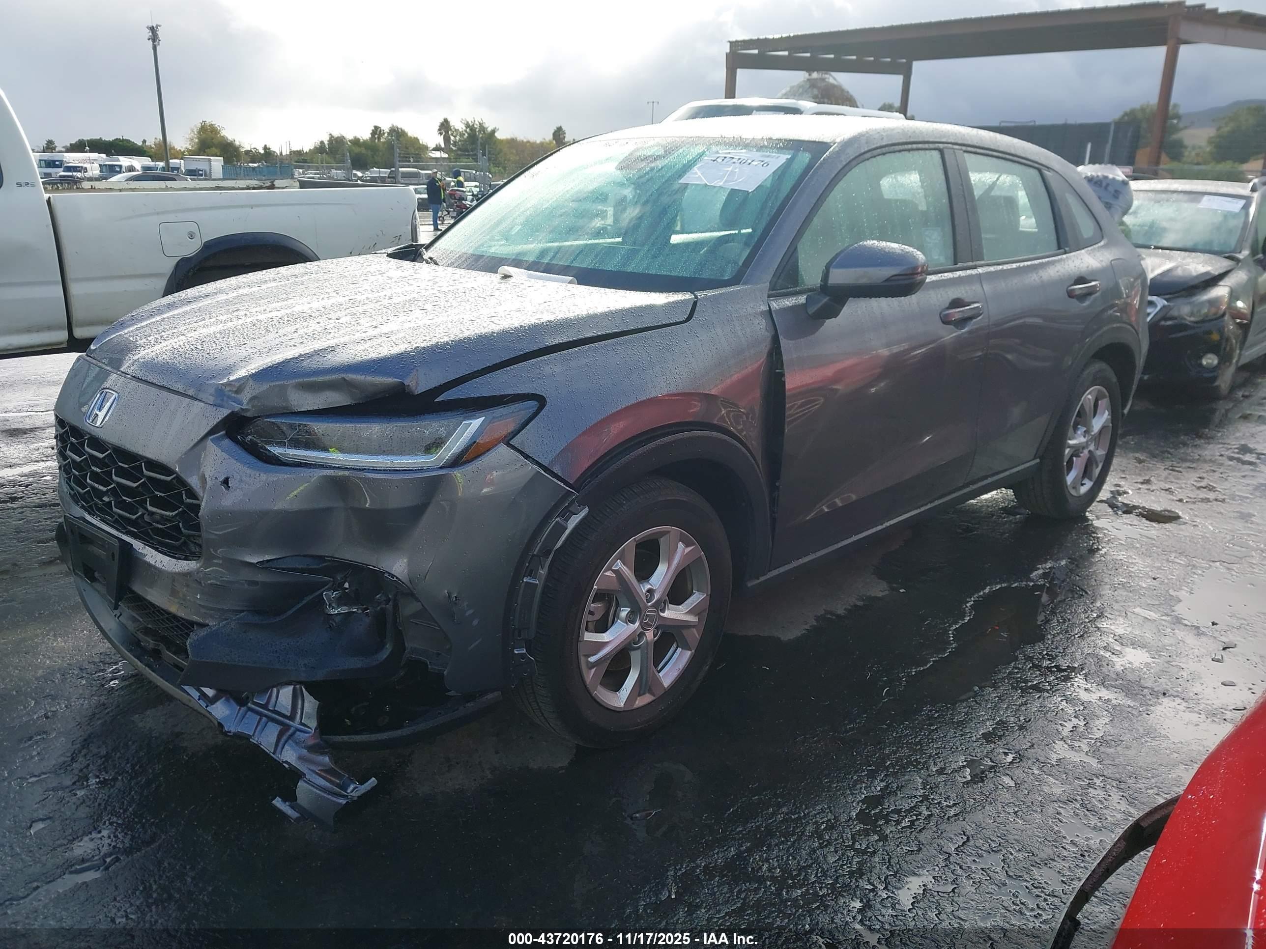 HONDA HR-V image 2