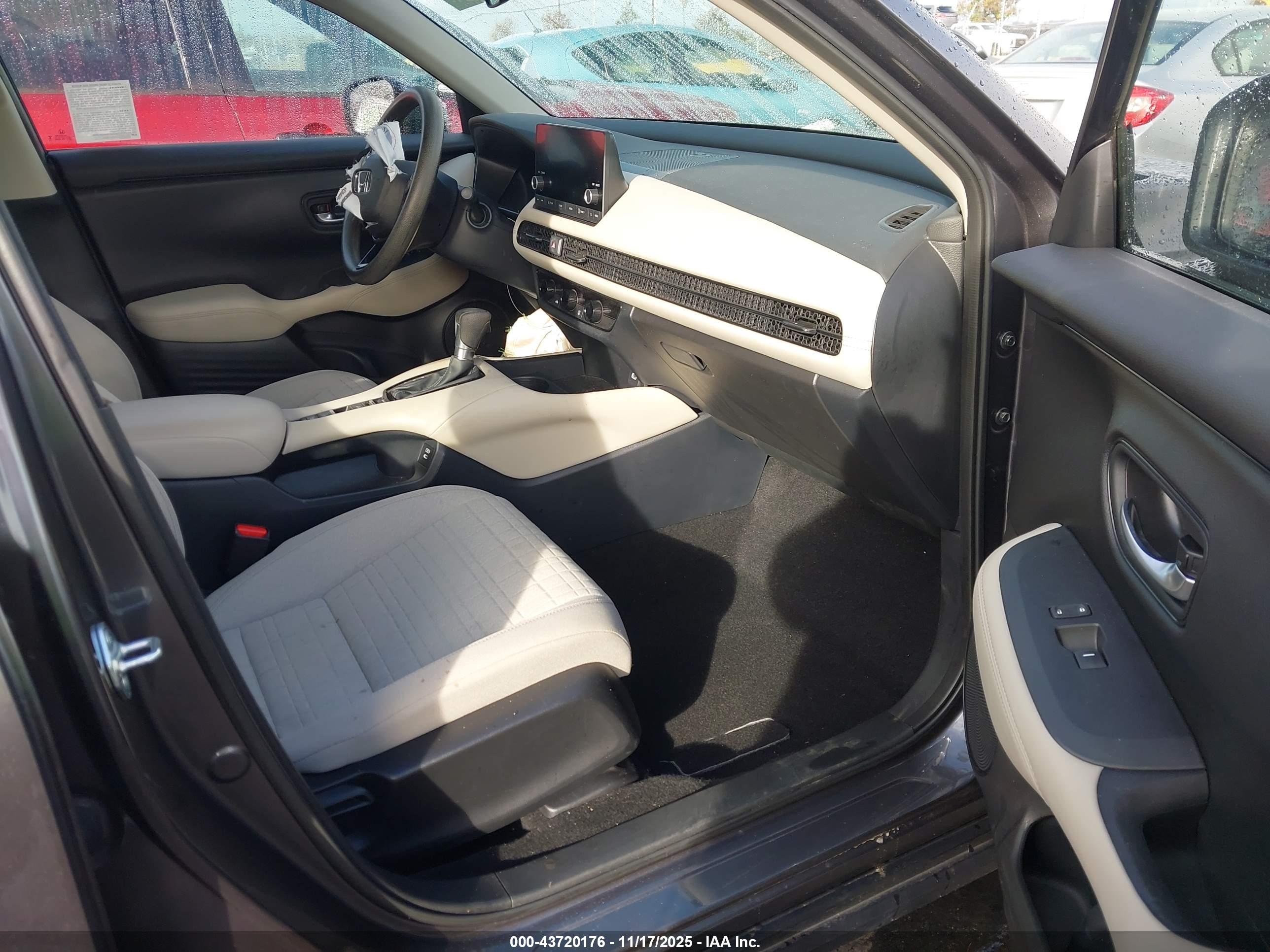 HONDA HR-V image 5