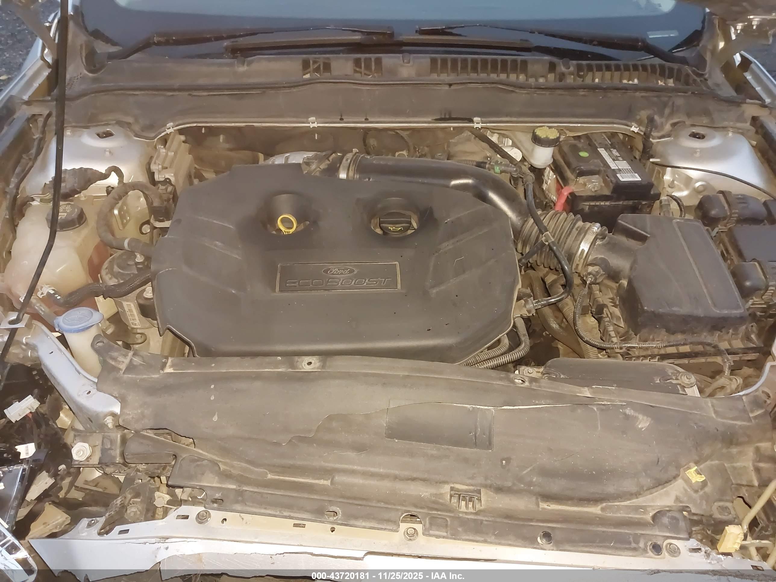 FORD FUSION image 10